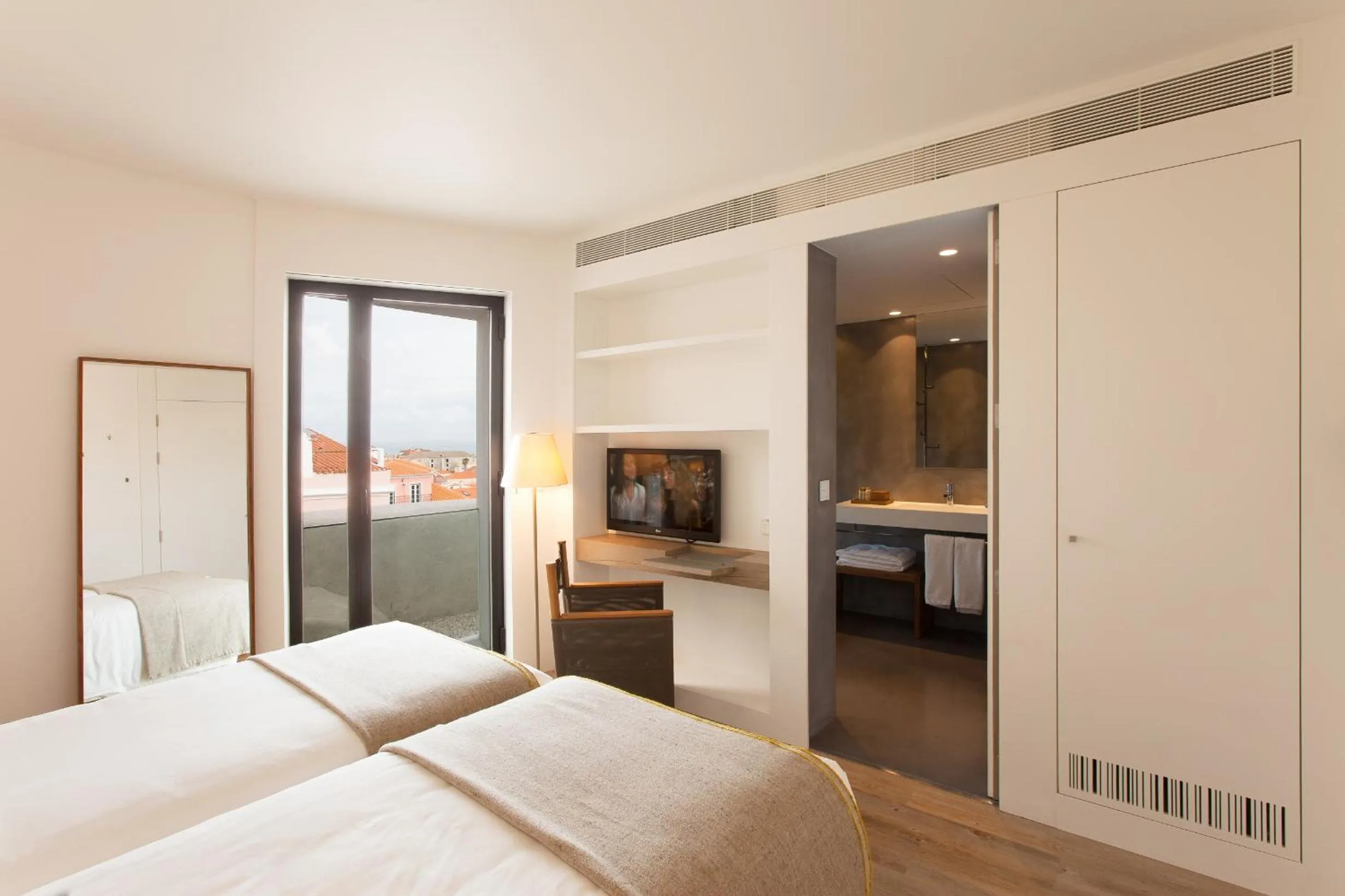 Superior Double or Twin Room with view in Memmo Alfama - Design Hotels