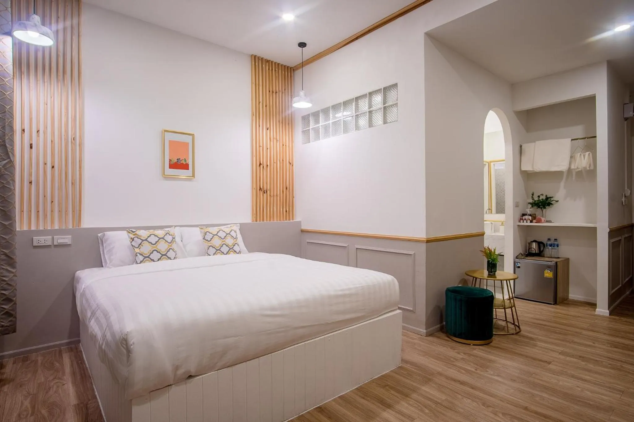 Suite with Balcony in Isara Boutique Hotel and Cafe