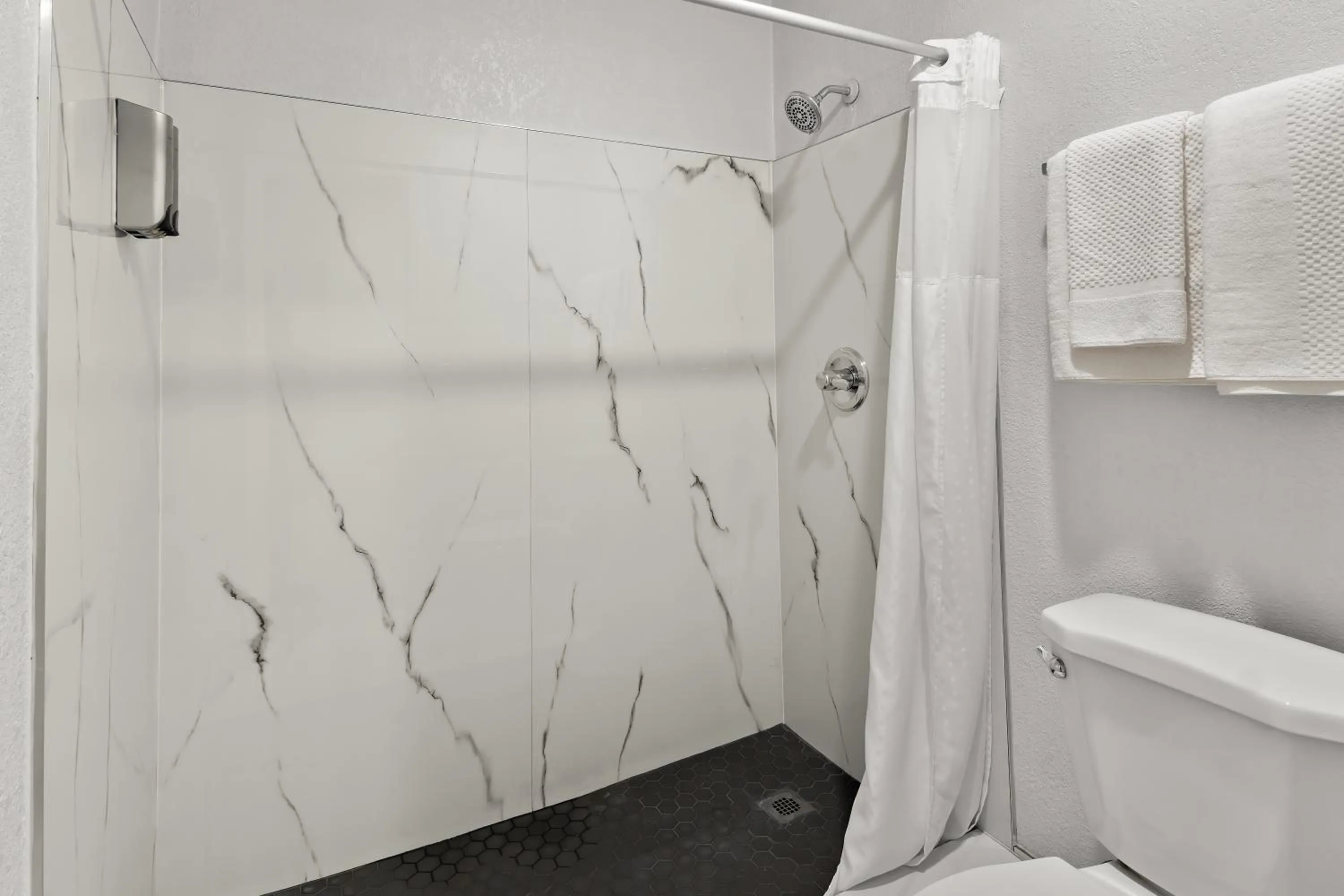 Queen Room with Two Queen Beds - Non-Smoking in Rodeway Inn