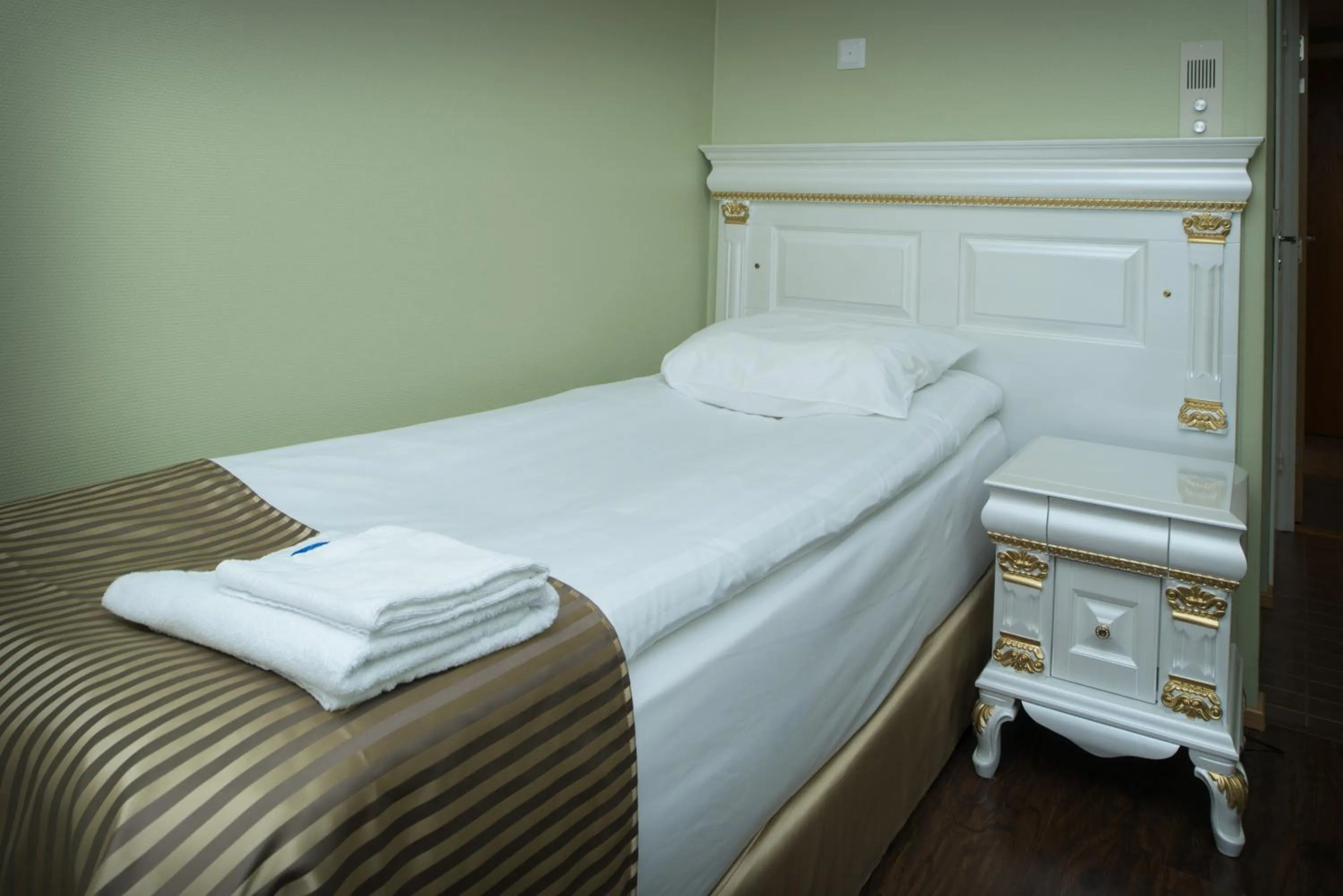 Classic Twin Room in Hotel Golden Dome Iisalmi
