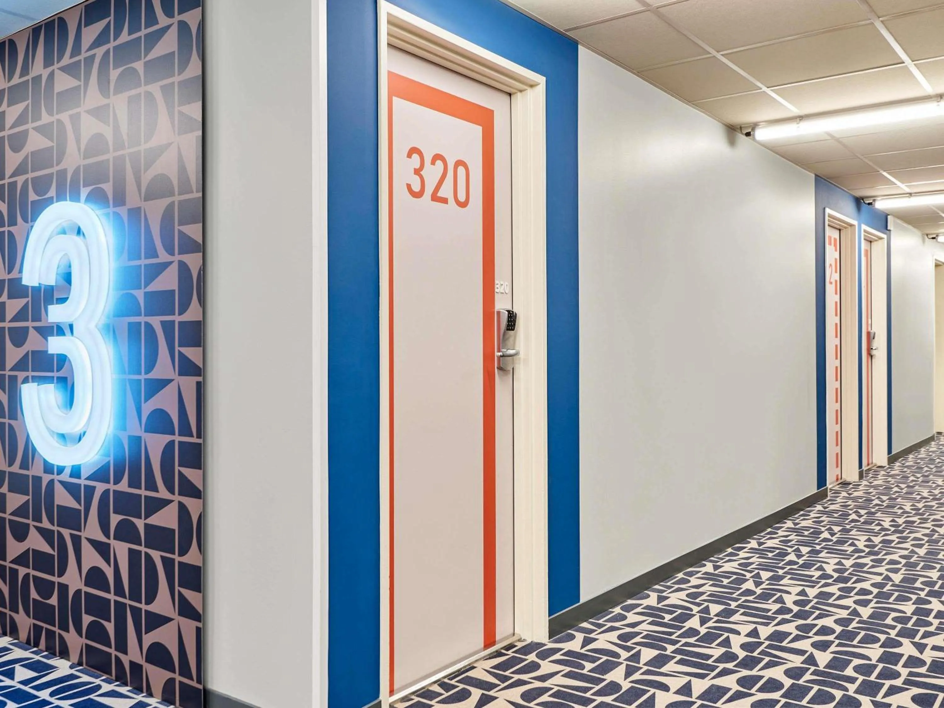 Standard Twin Room with Bunk Bed in ibis budget Paris Porte d'Aubervilliers