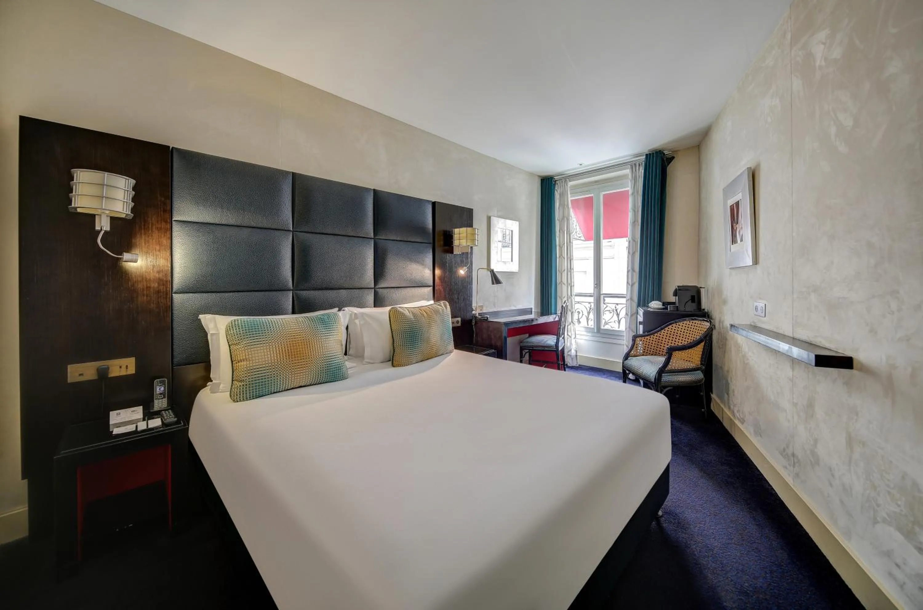 Executive Double Room in Chalgrin Boutique Hotel