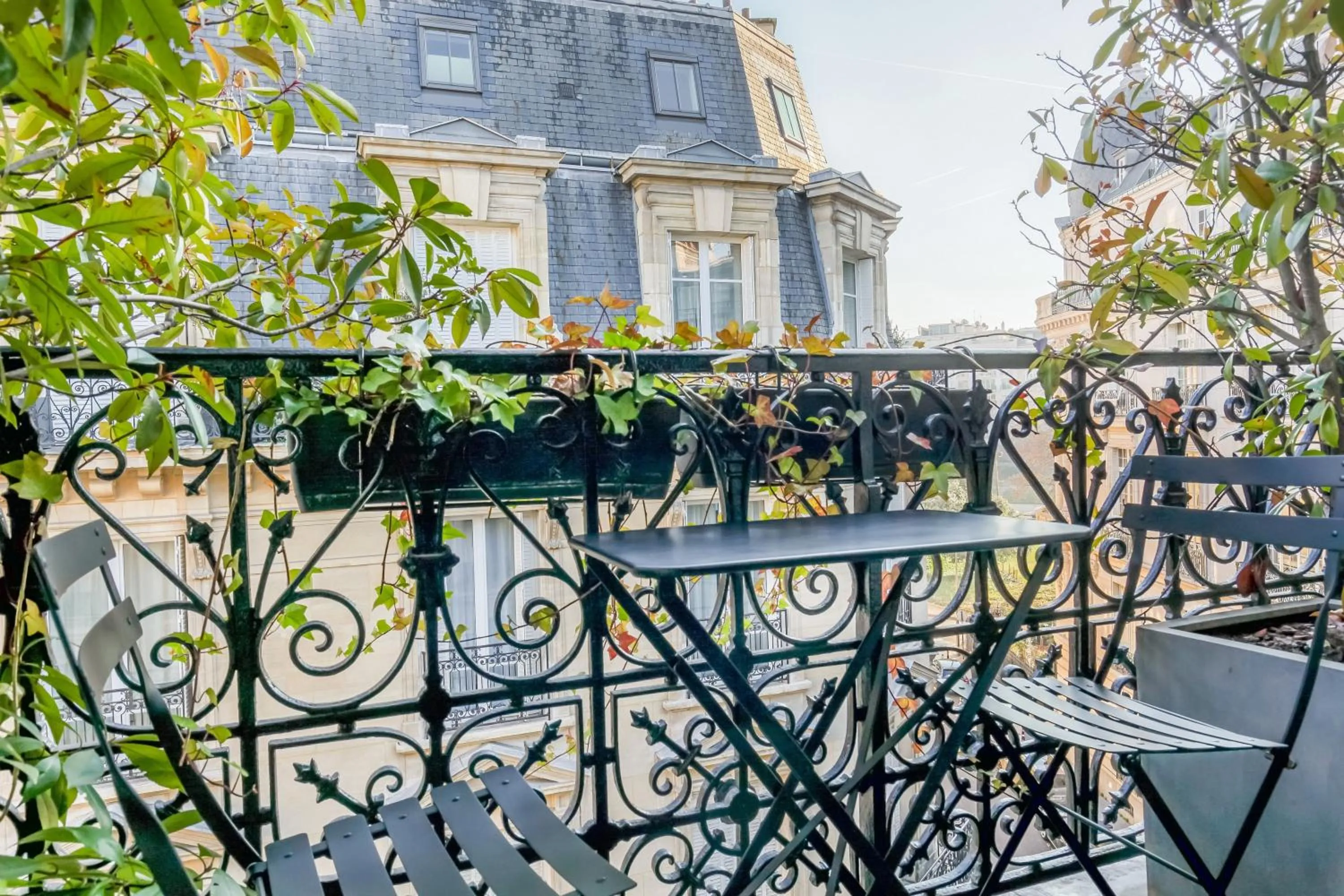 Junior Suite with Balcony in Chalgrin Boutique Hotel