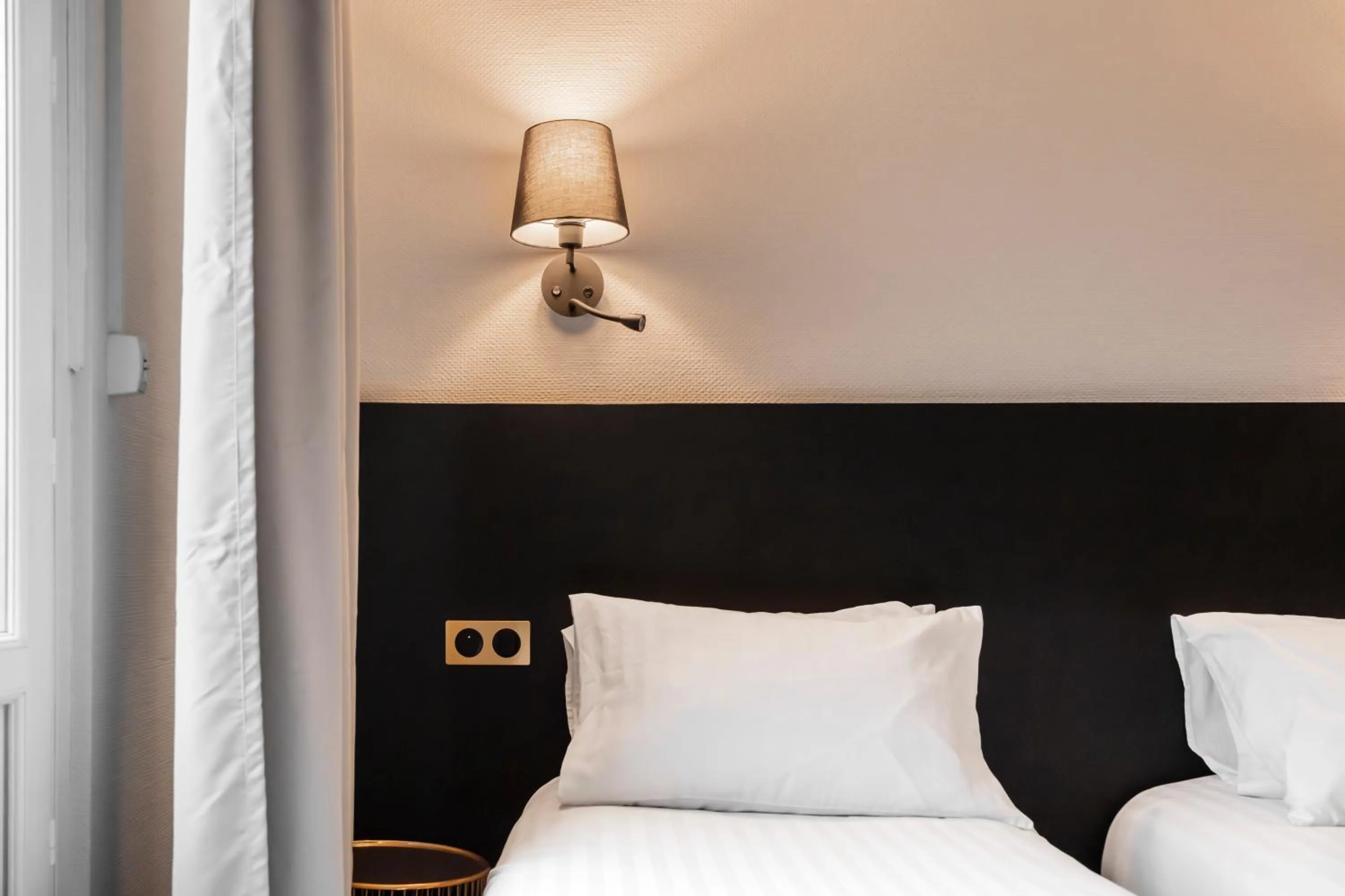 Standard Double Room in Hôtel du Parc Thionville Centre