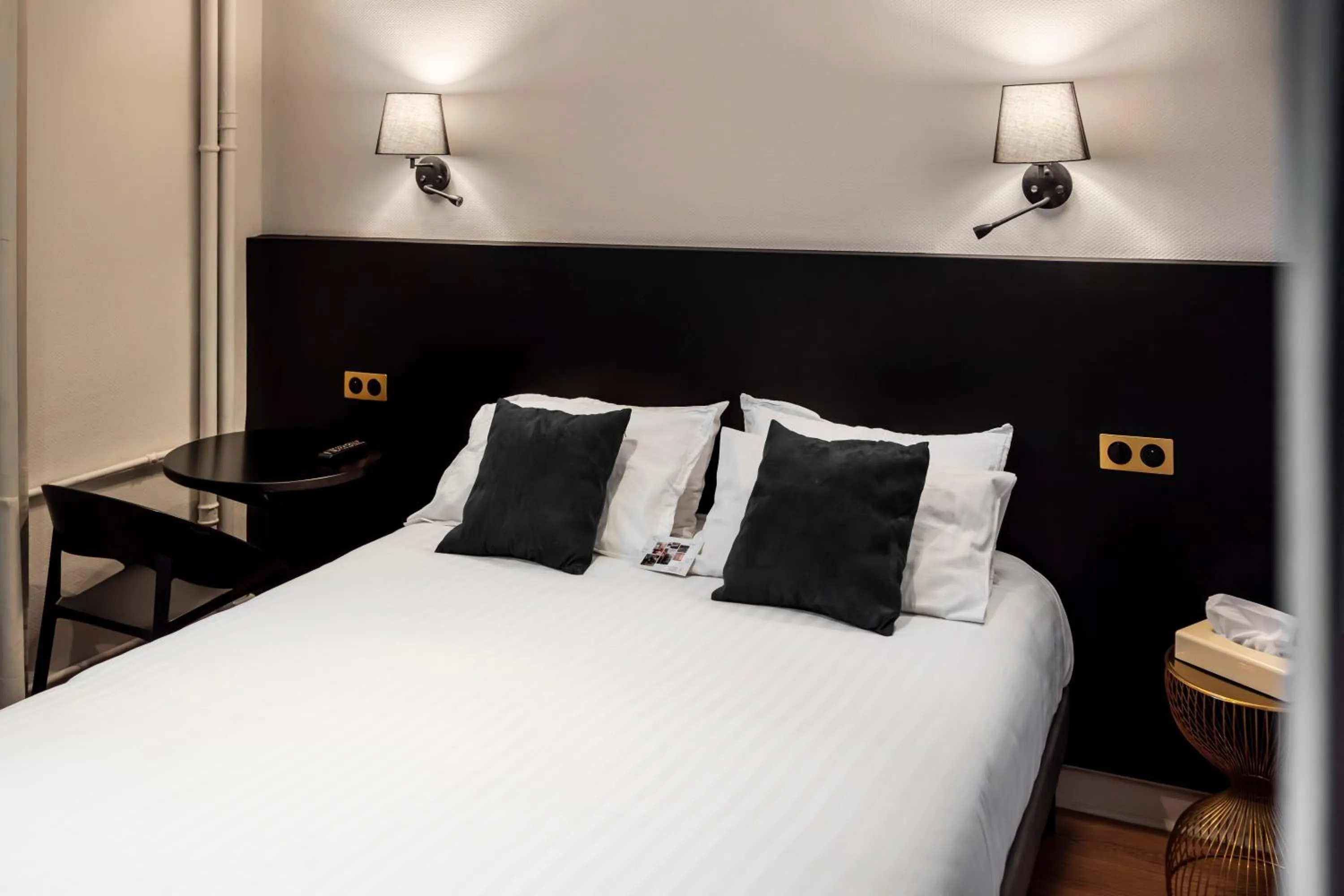 Superior Double Room in Hôtel du Parc Thionville Centre