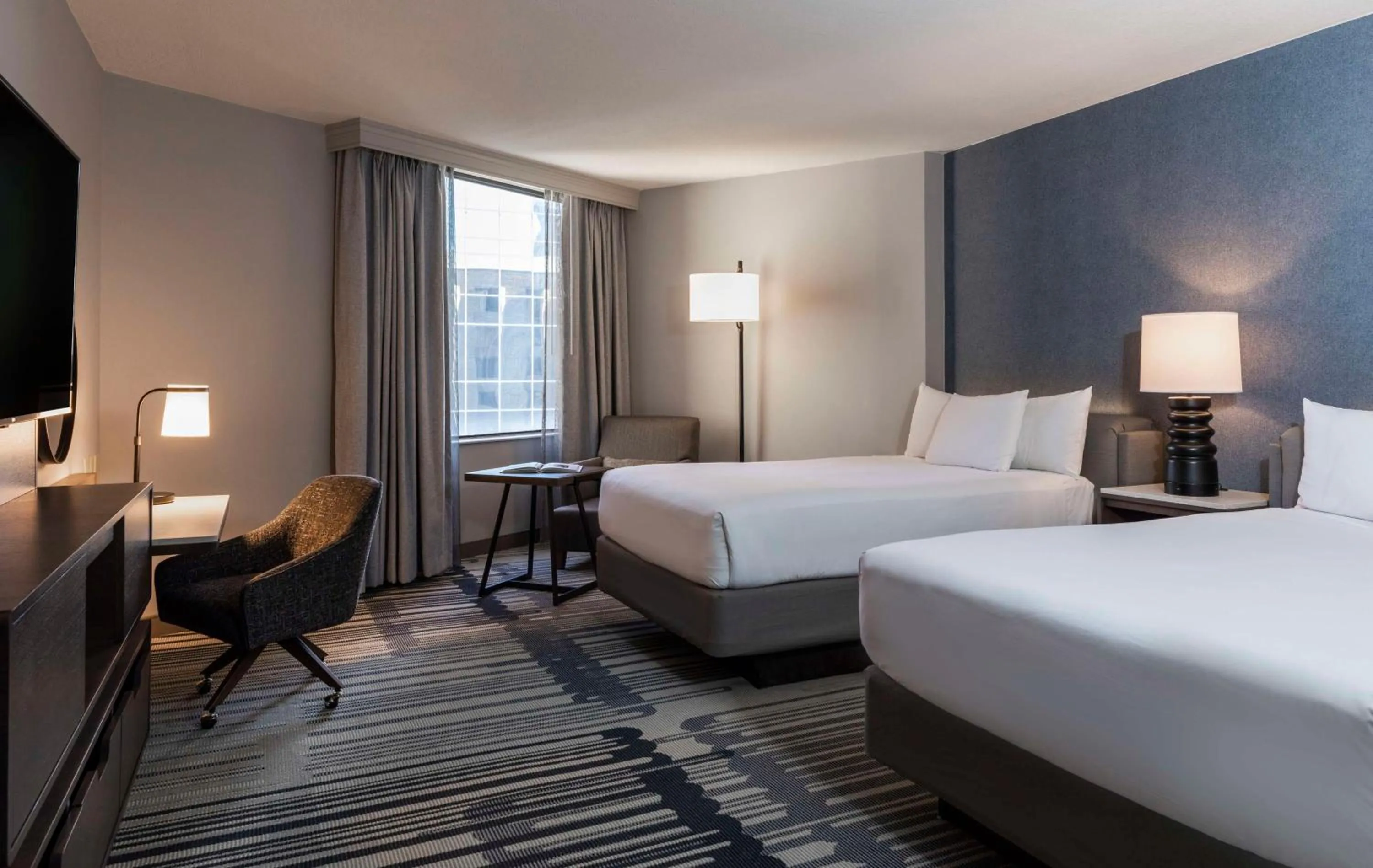 Corner Double Room with Two Double Beds  - single occupancy in Hyatt Regency Houston Downtown