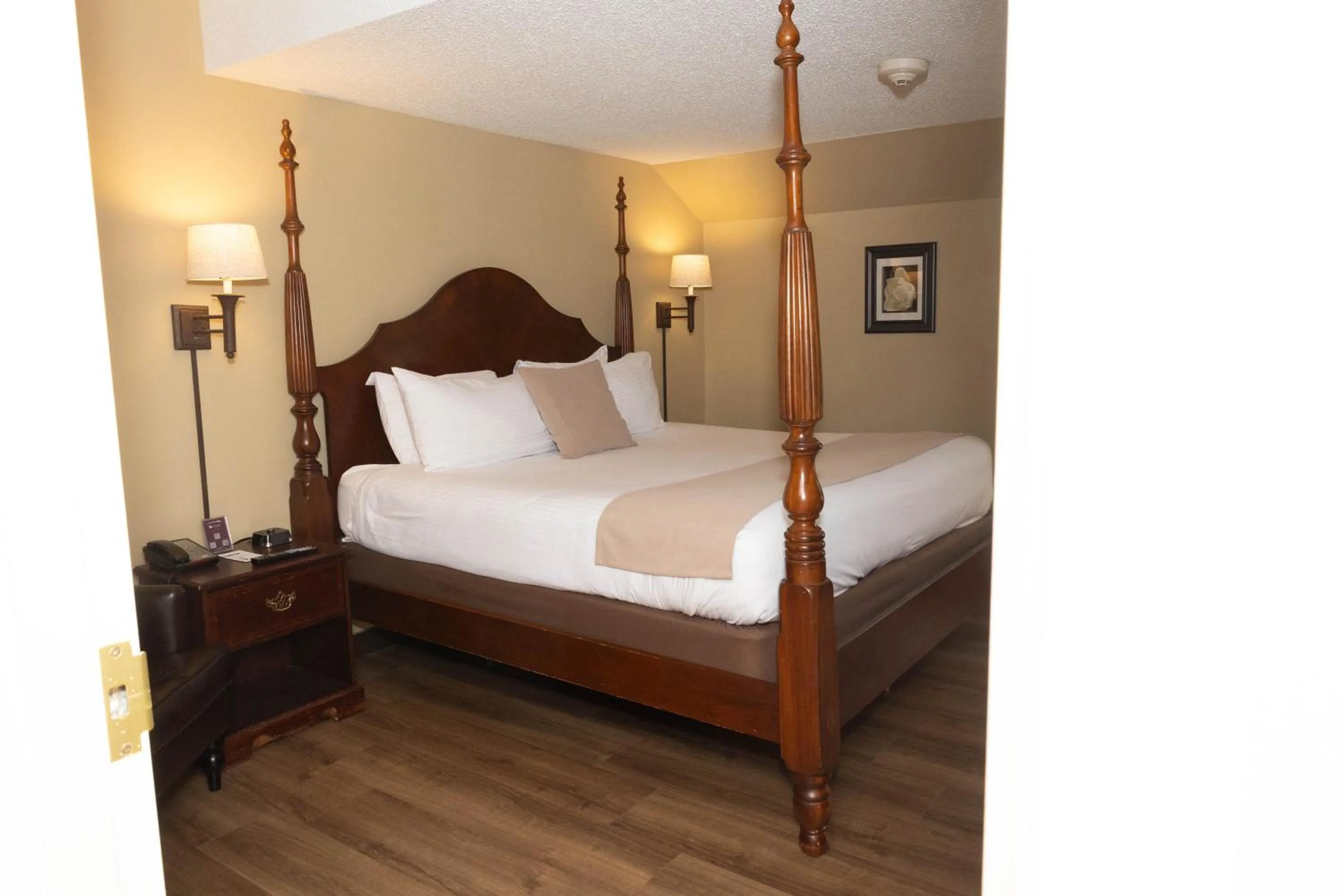 One-Bedroom Suite in D. Hotel Suites & Spa