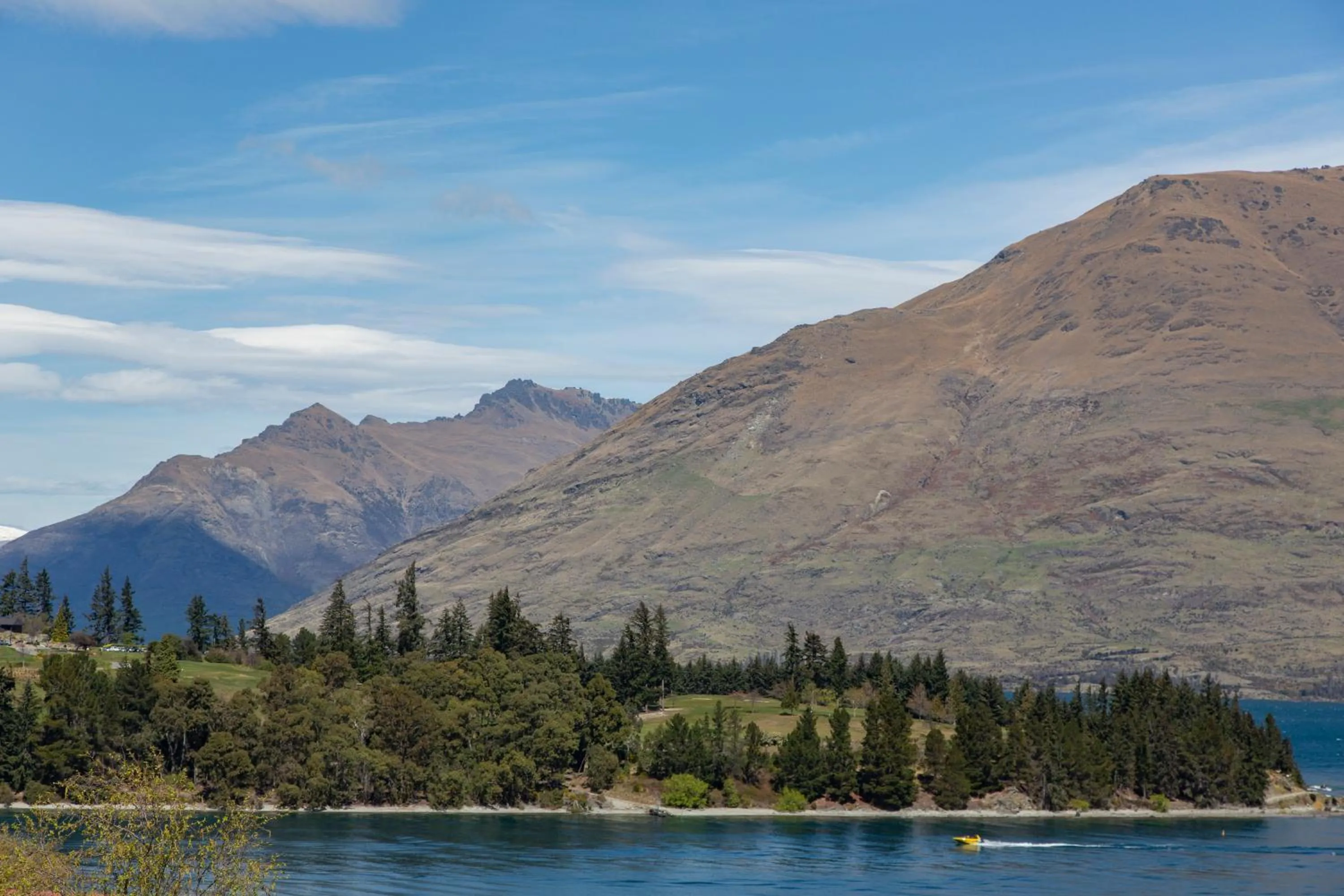 Studio Apartment Lake View in Ramada by Wyndham Queenstown Central