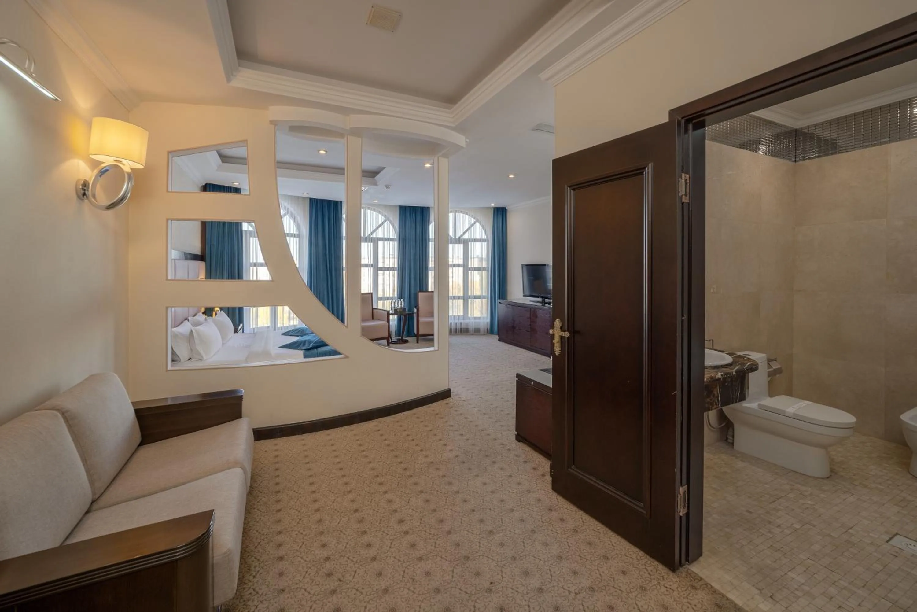 Executive Single Room in Jannat Regency