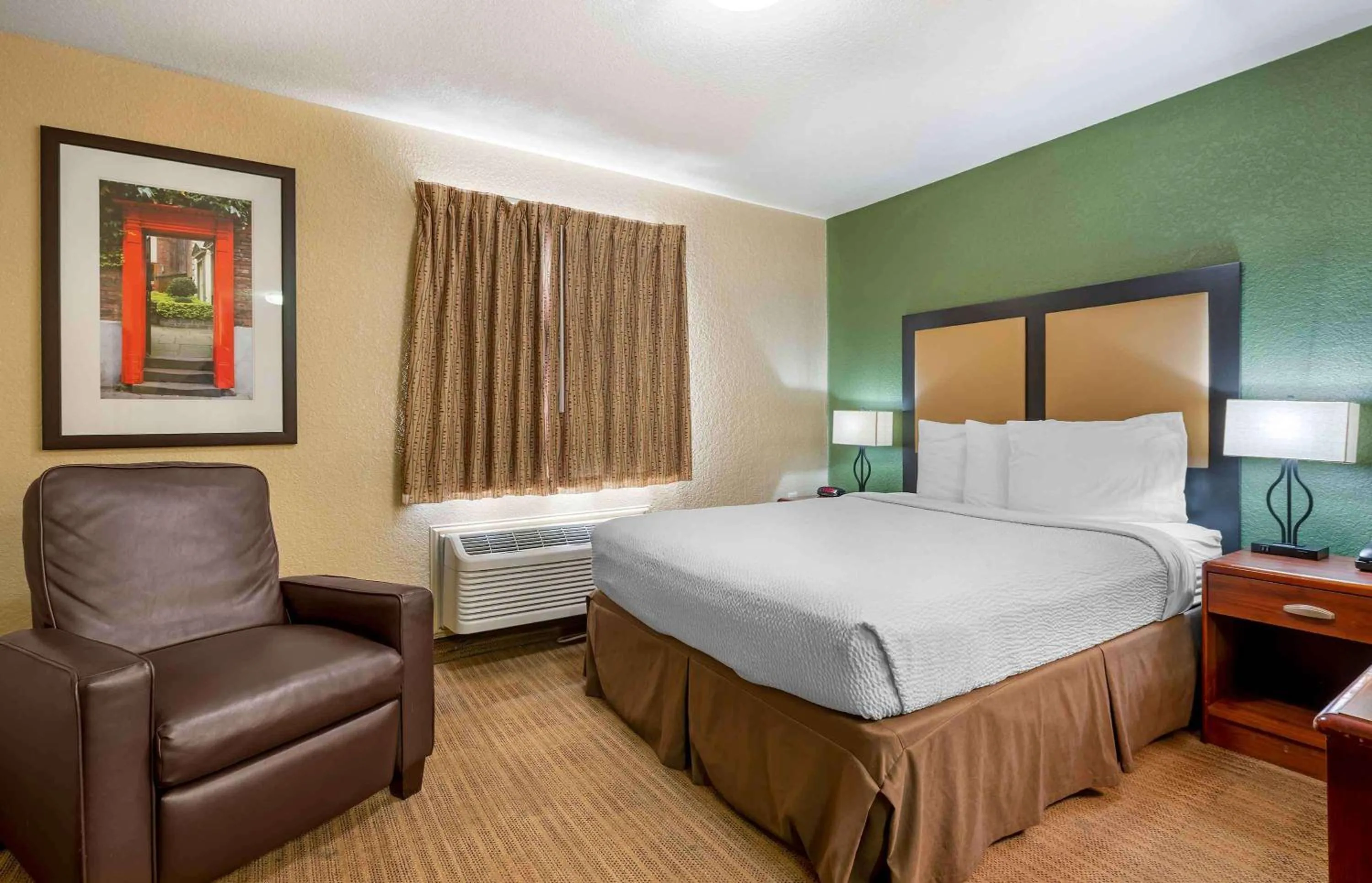 Queen Studio - Non-Smoking in Extended Stay America Suites - Fort Wayne - North