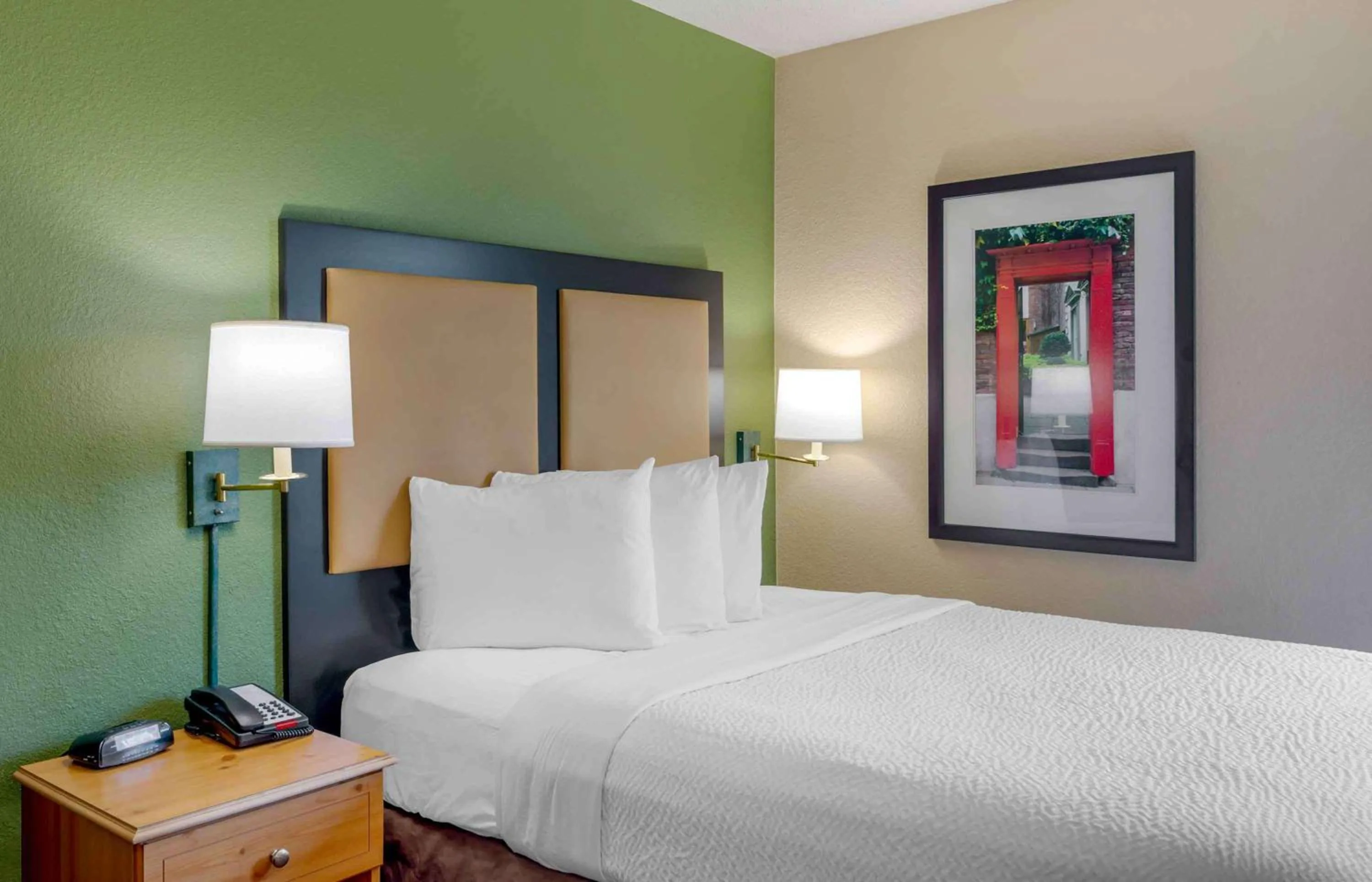 Queen Studio - Non-Smoking in Extended Stay America Suites - Atlanta - Marietta - Powers Ferry Rd