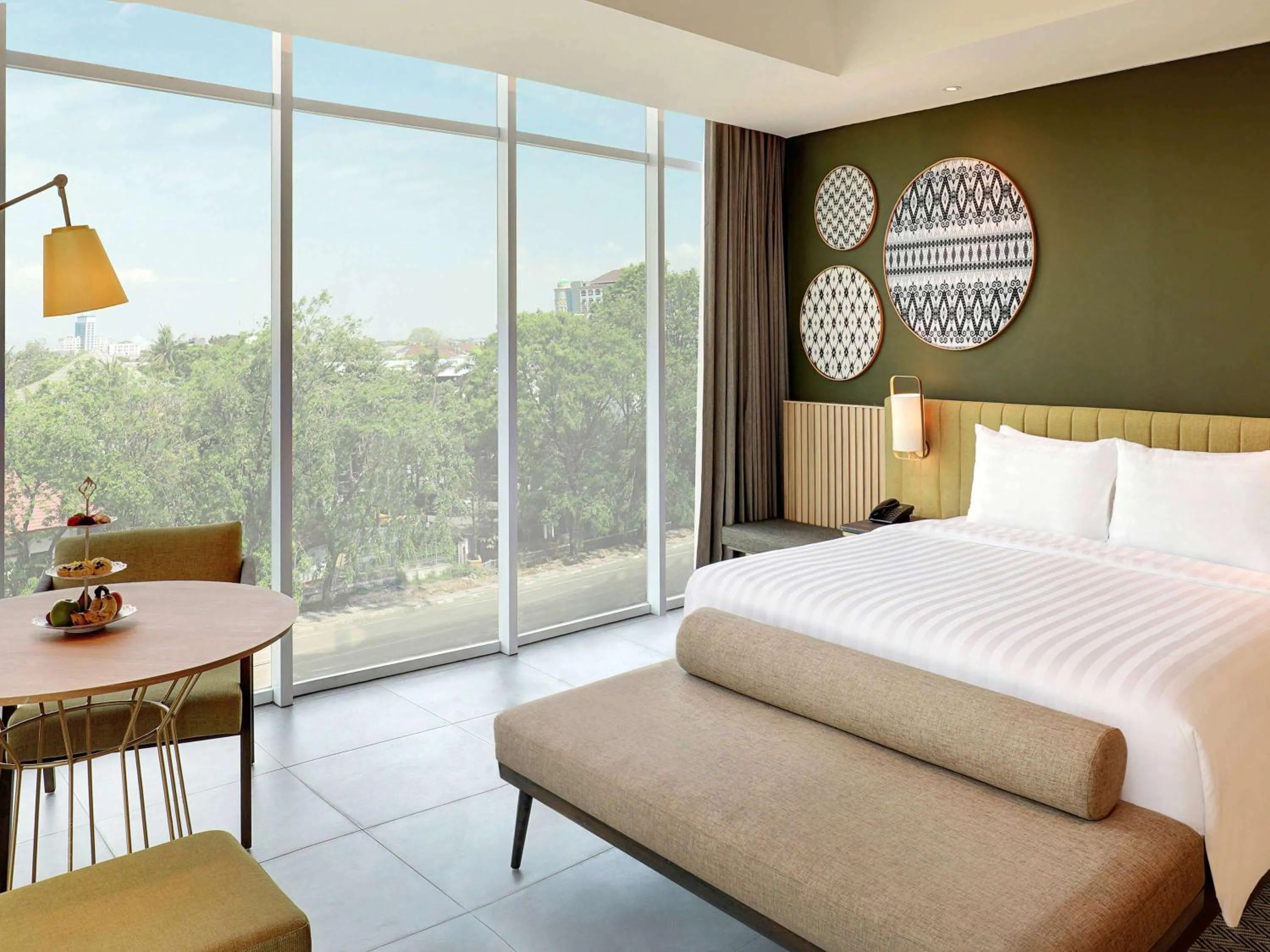 Junior King Suite in Mercure Makassar Nexa Pettarani