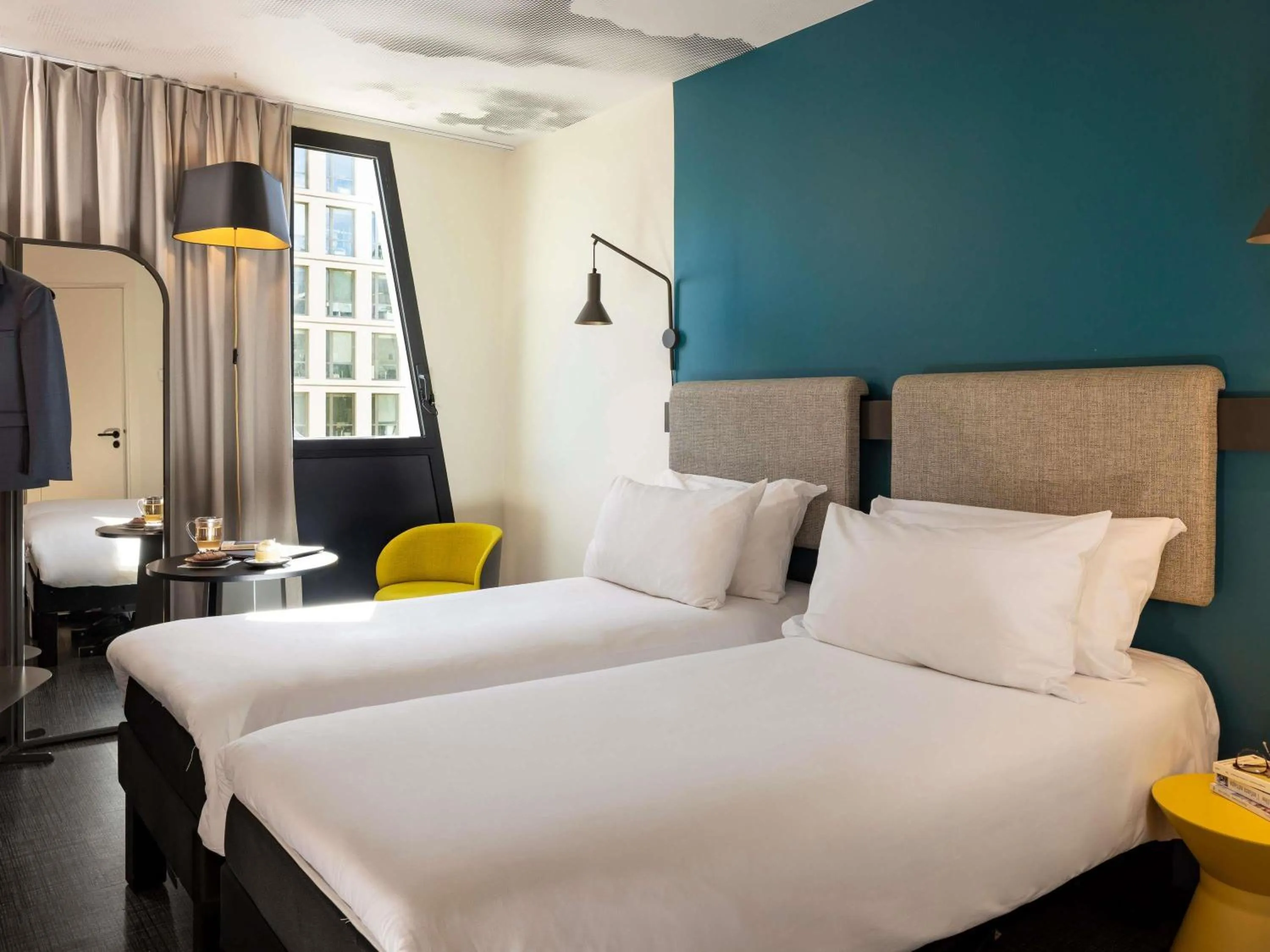 Standard Twin Room in ibis Marseille Centre Euromed