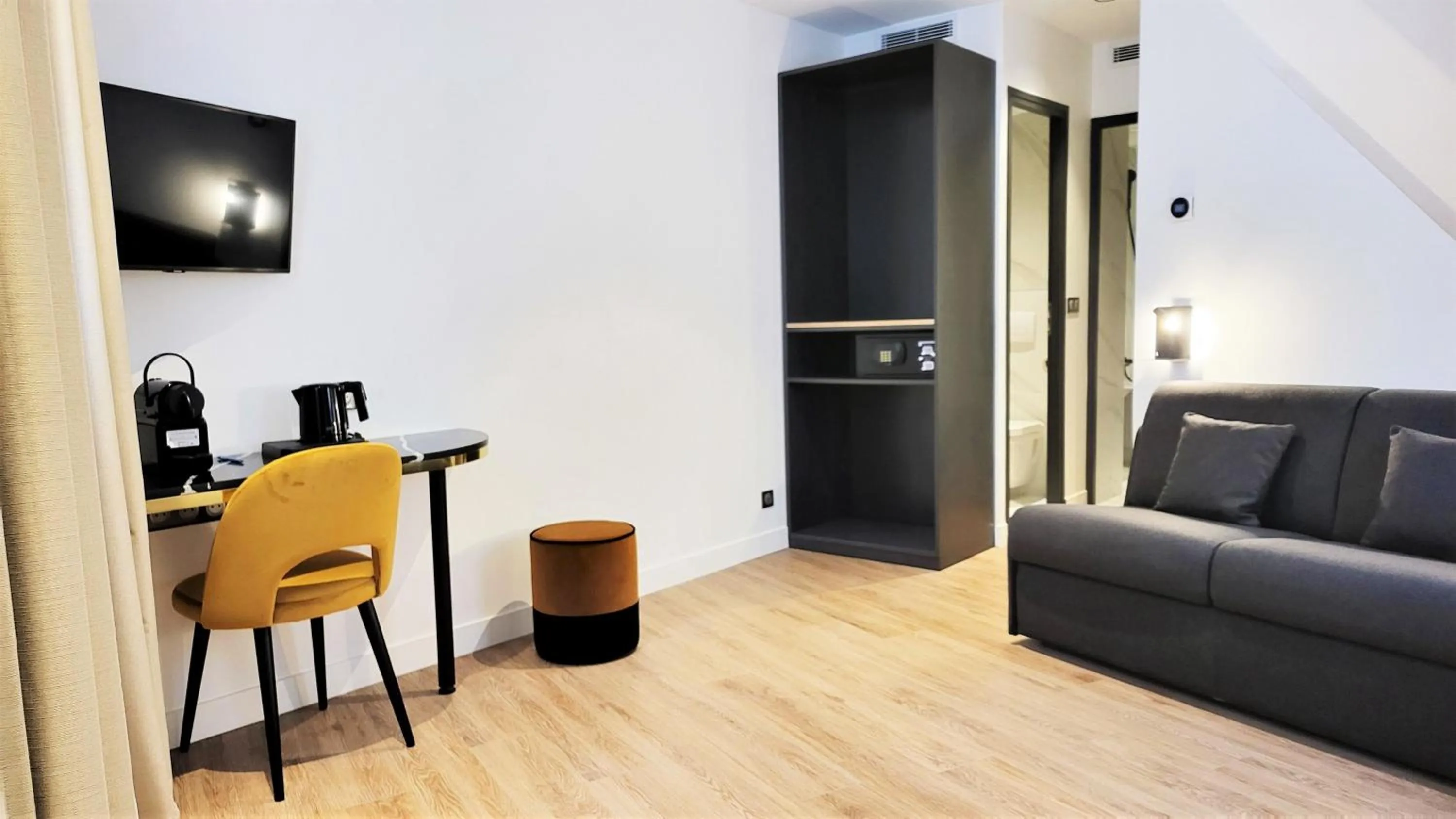 Suite in Star Champs-Elysées