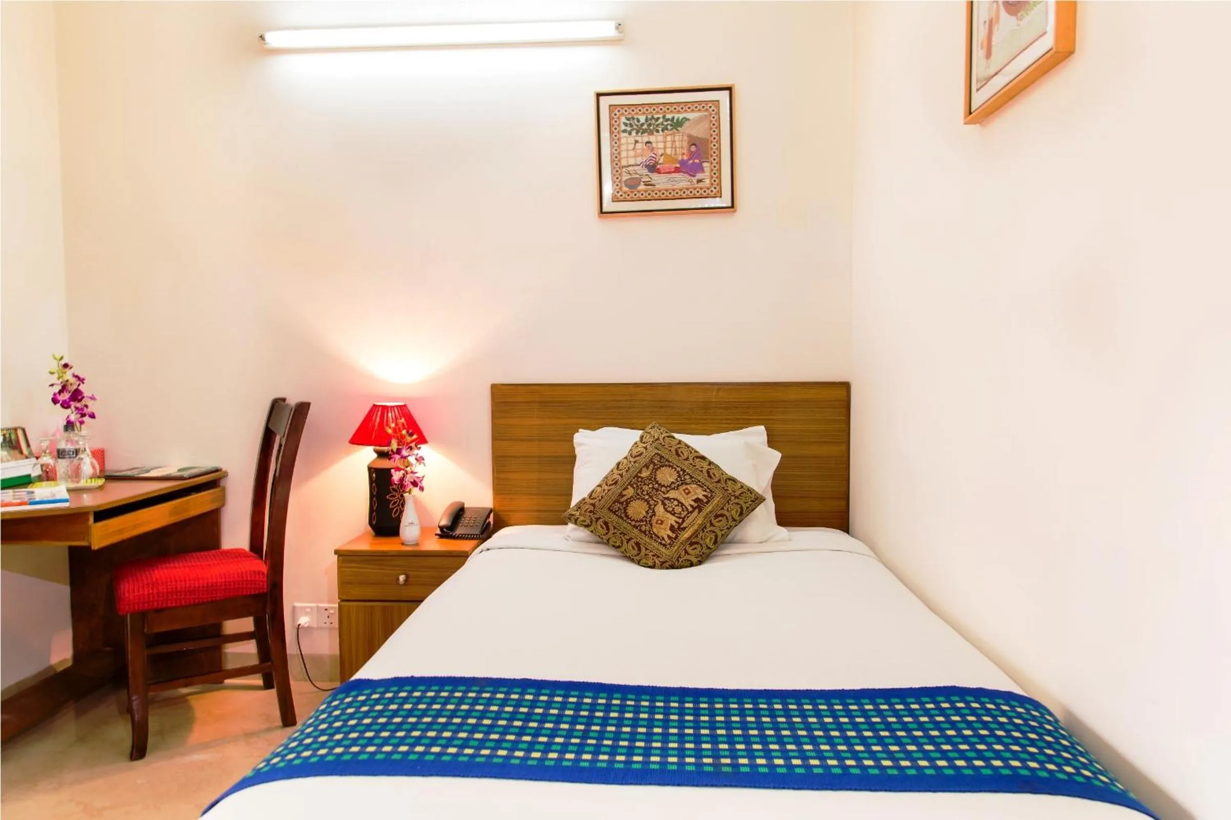 Deluxe Single Room in Dhaka Golden Inn - Banani'Lakeside