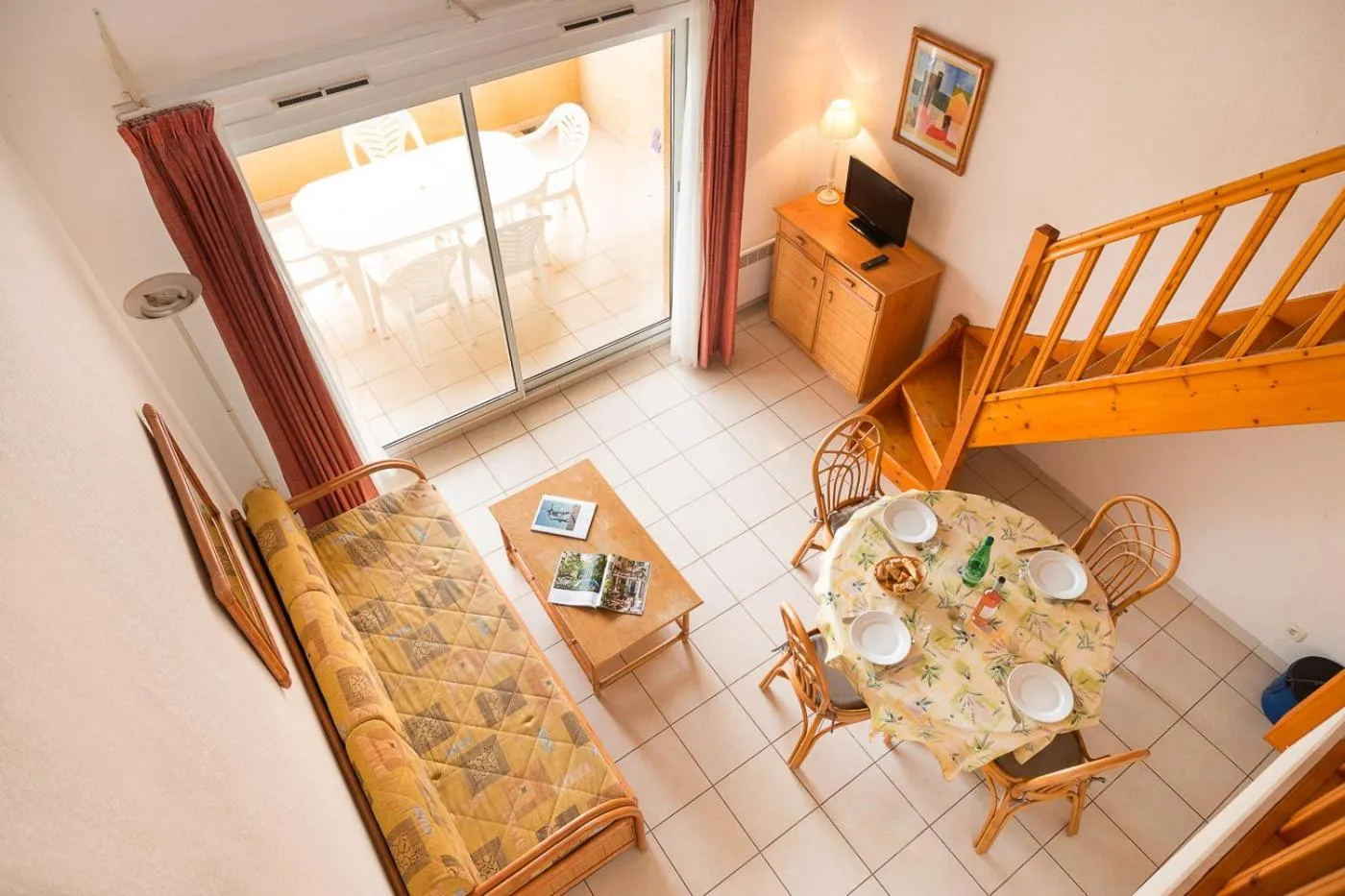 Two-Bedroom Apartment with Cabin and Mezzanine - Sea View in Vacancéole - Résidence Alizéa Beach