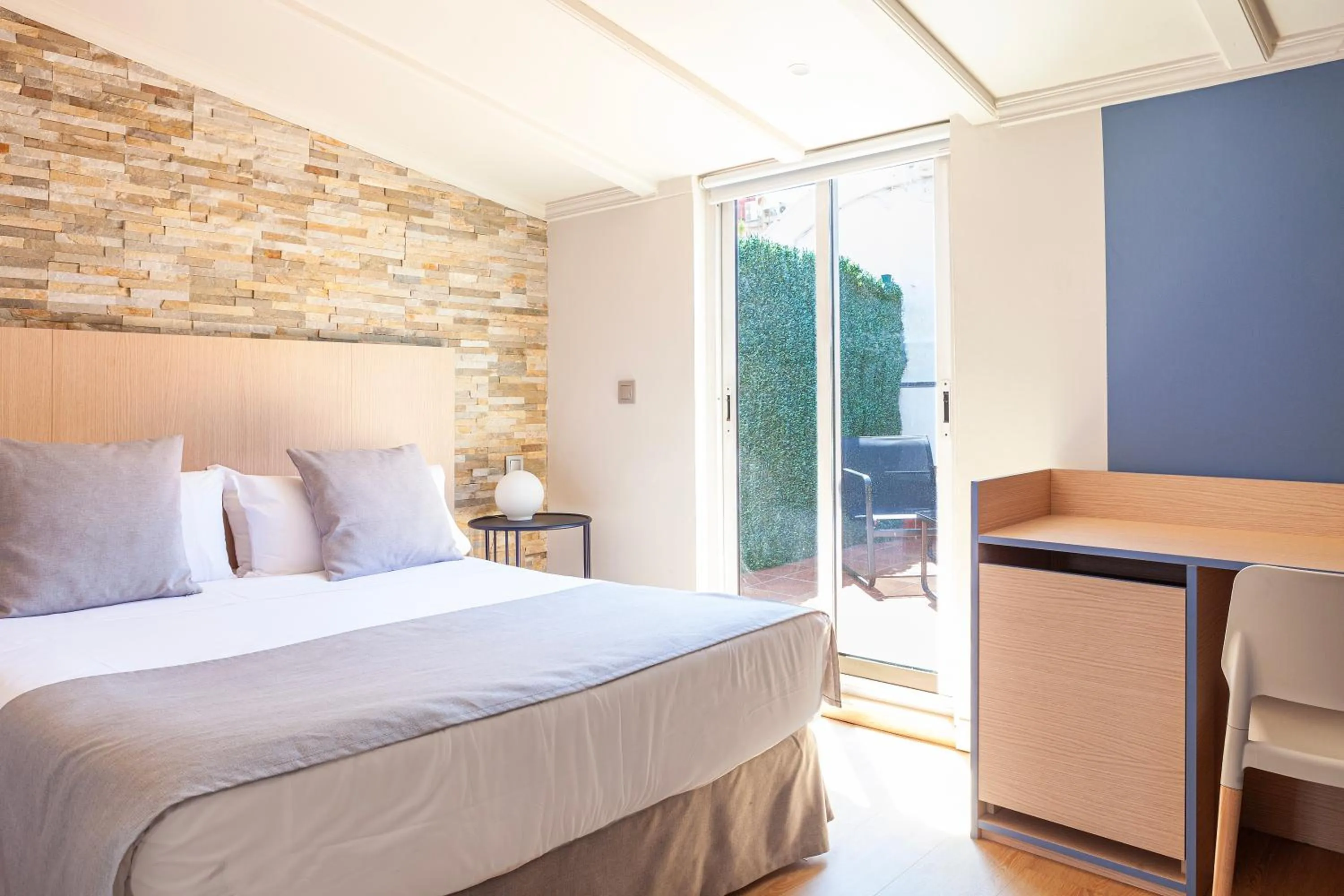 Double Room with Terrace in Olympia Consul del Mar