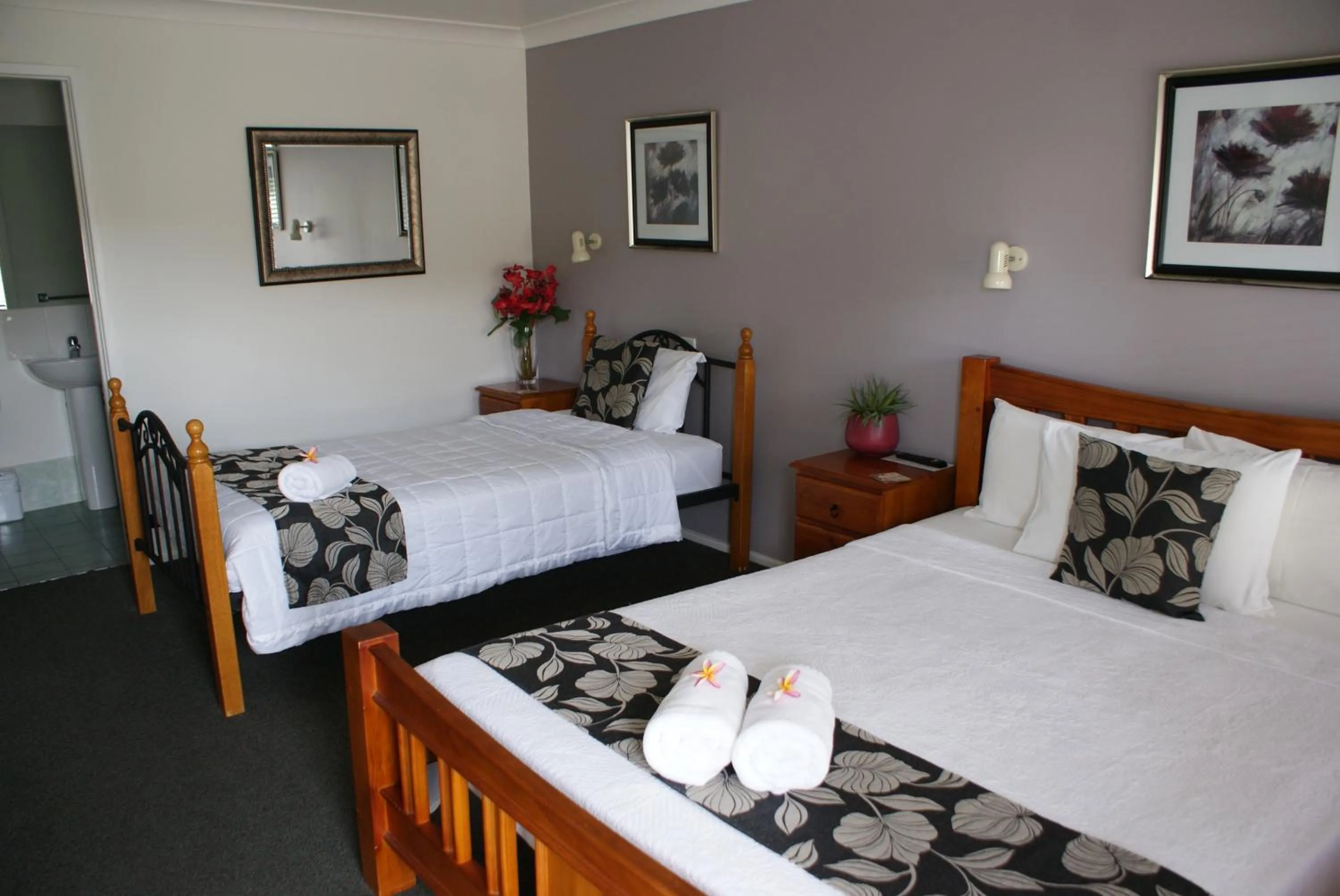 Twin Room in Karuah Riverside Motel