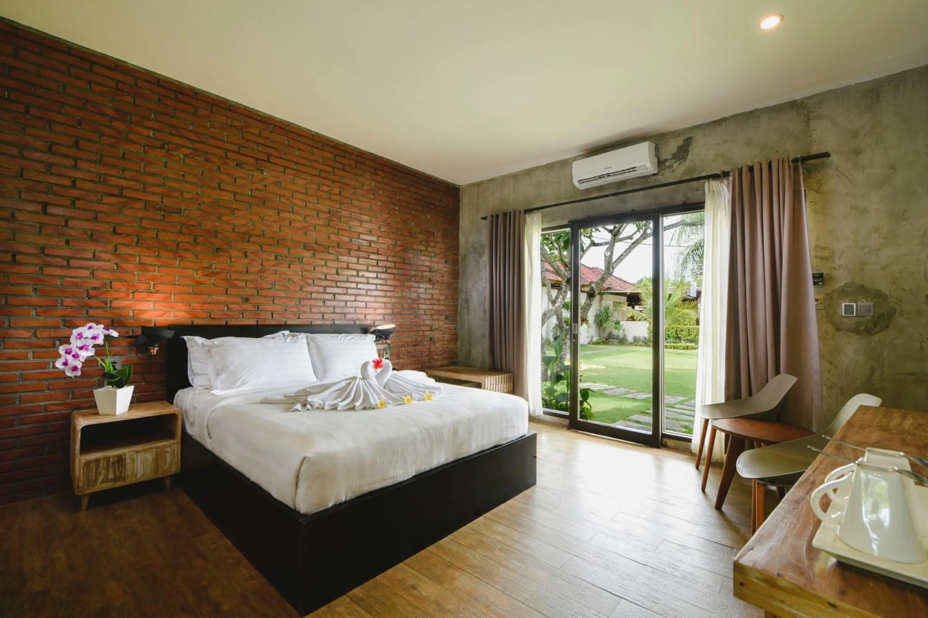 Executive Suite in Bali Breezz Hotel