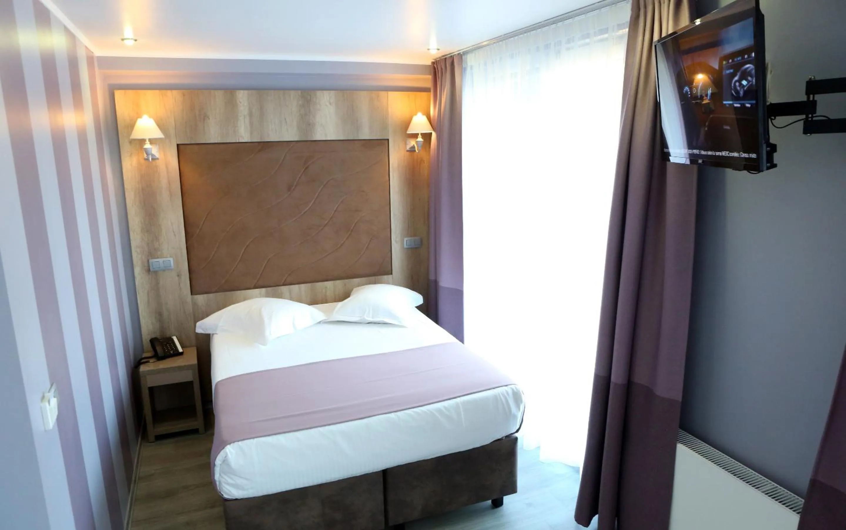 Double Room with Balcony in Hotel Phenix