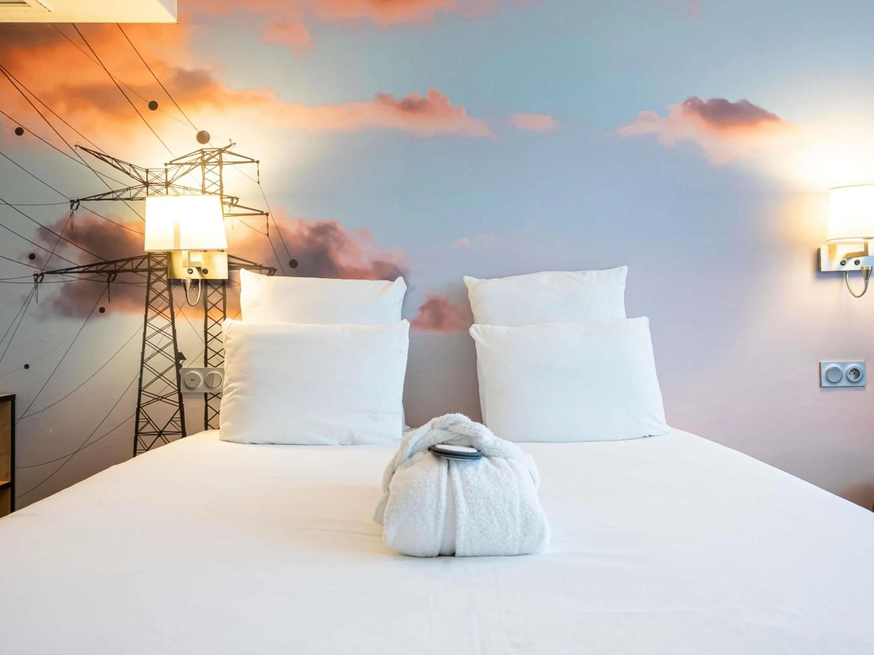 Superior King Room in Mercure Paris Malakoff Parc des Expositions