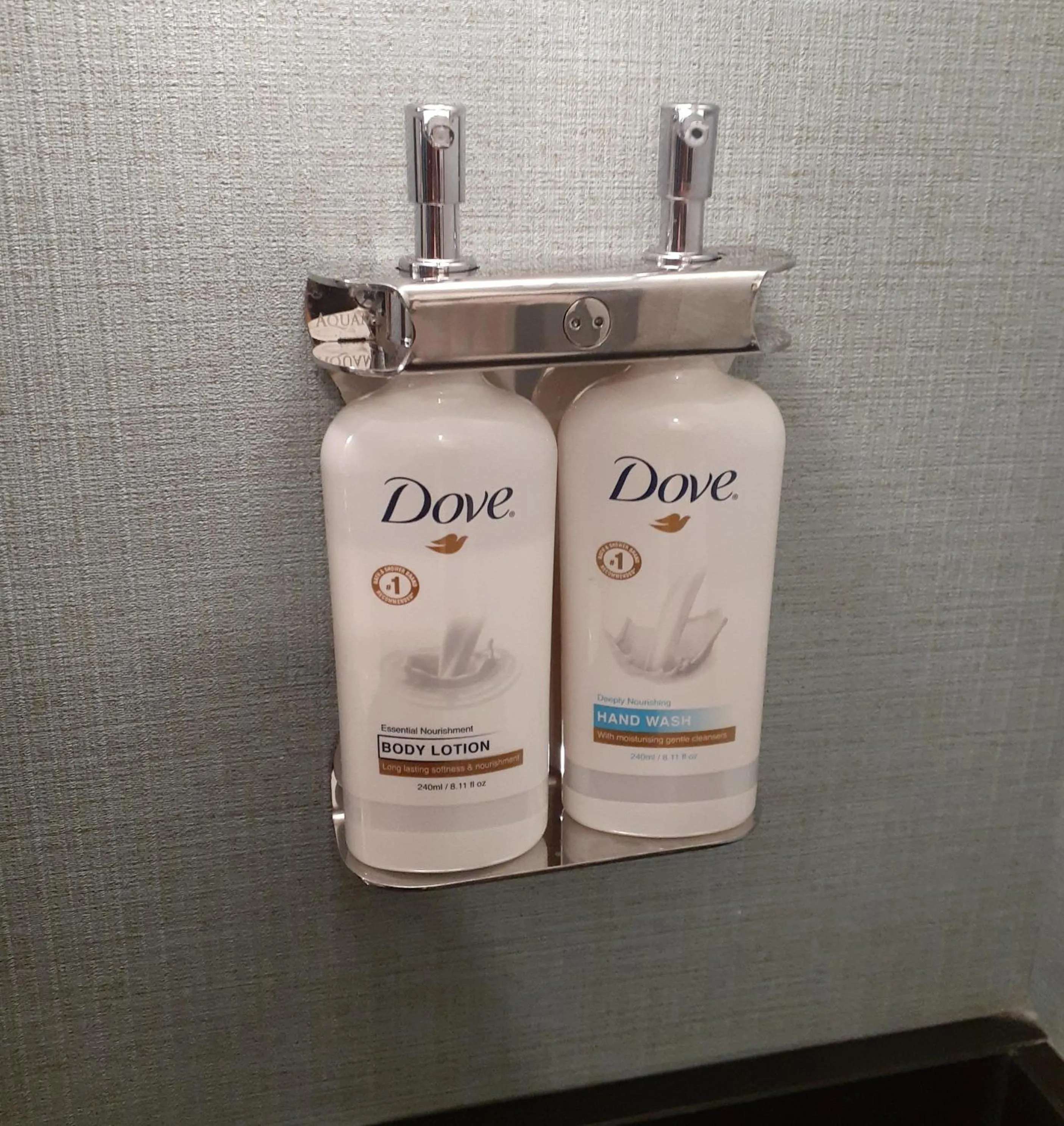 Standard Queen Room with Two Queen Beds - Communications Accessible in Holiday Inn Express Selinsgrove by IHG