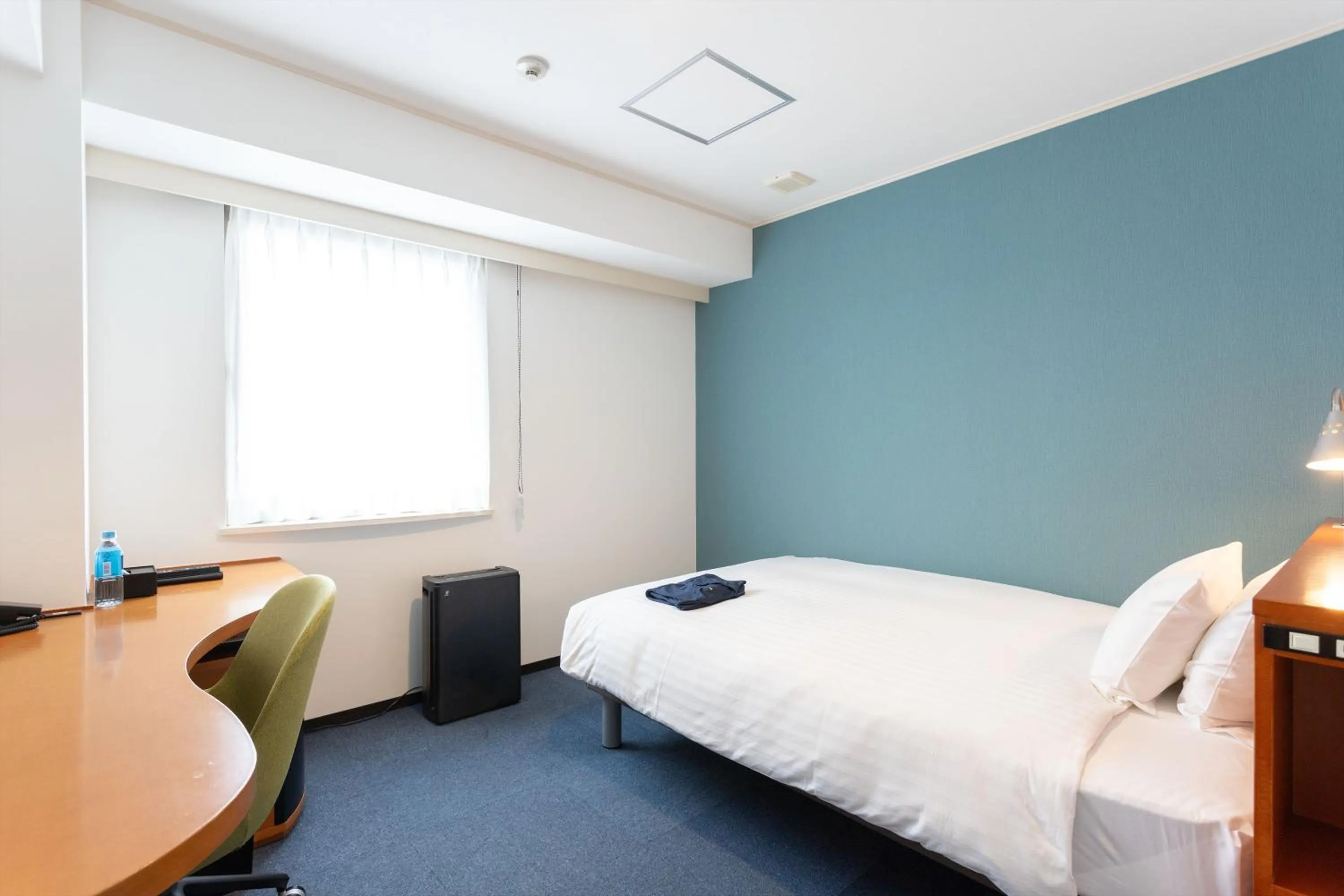 Corner Double Room with Shower - Smoking in Sun Days Kagoshima