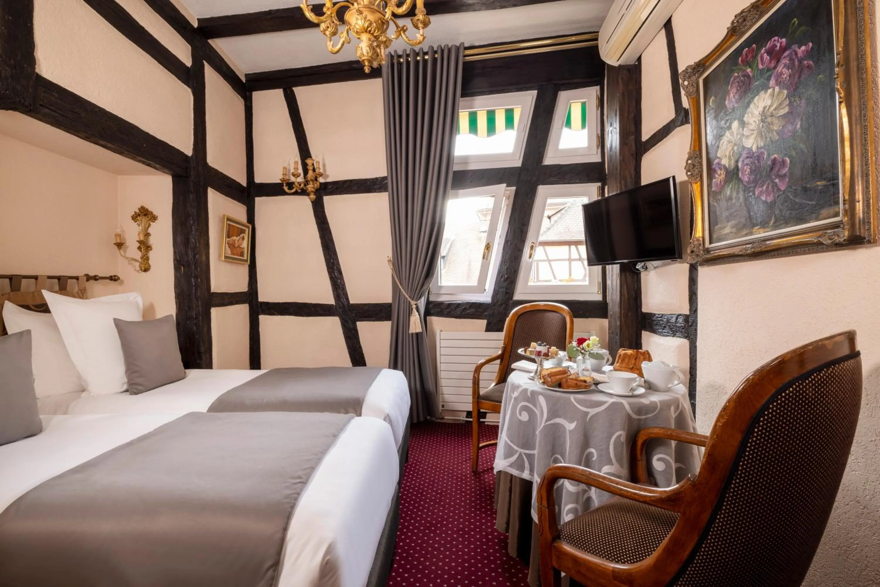 Comfort Double Room in Hotel Restaurant Le Maréchal - Teritoria