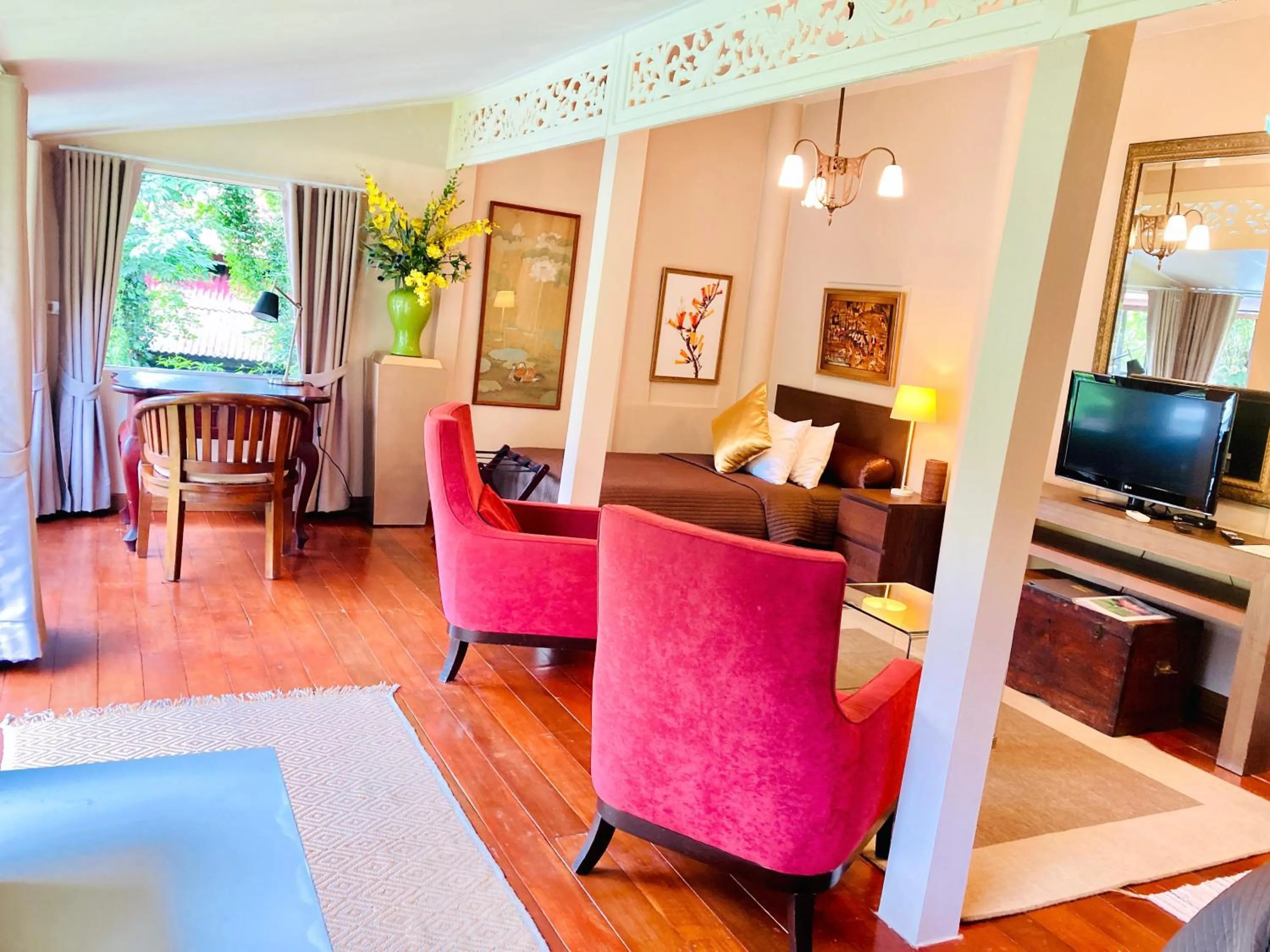 Superior Twin Room with Garden View in Ban Kaew Villas