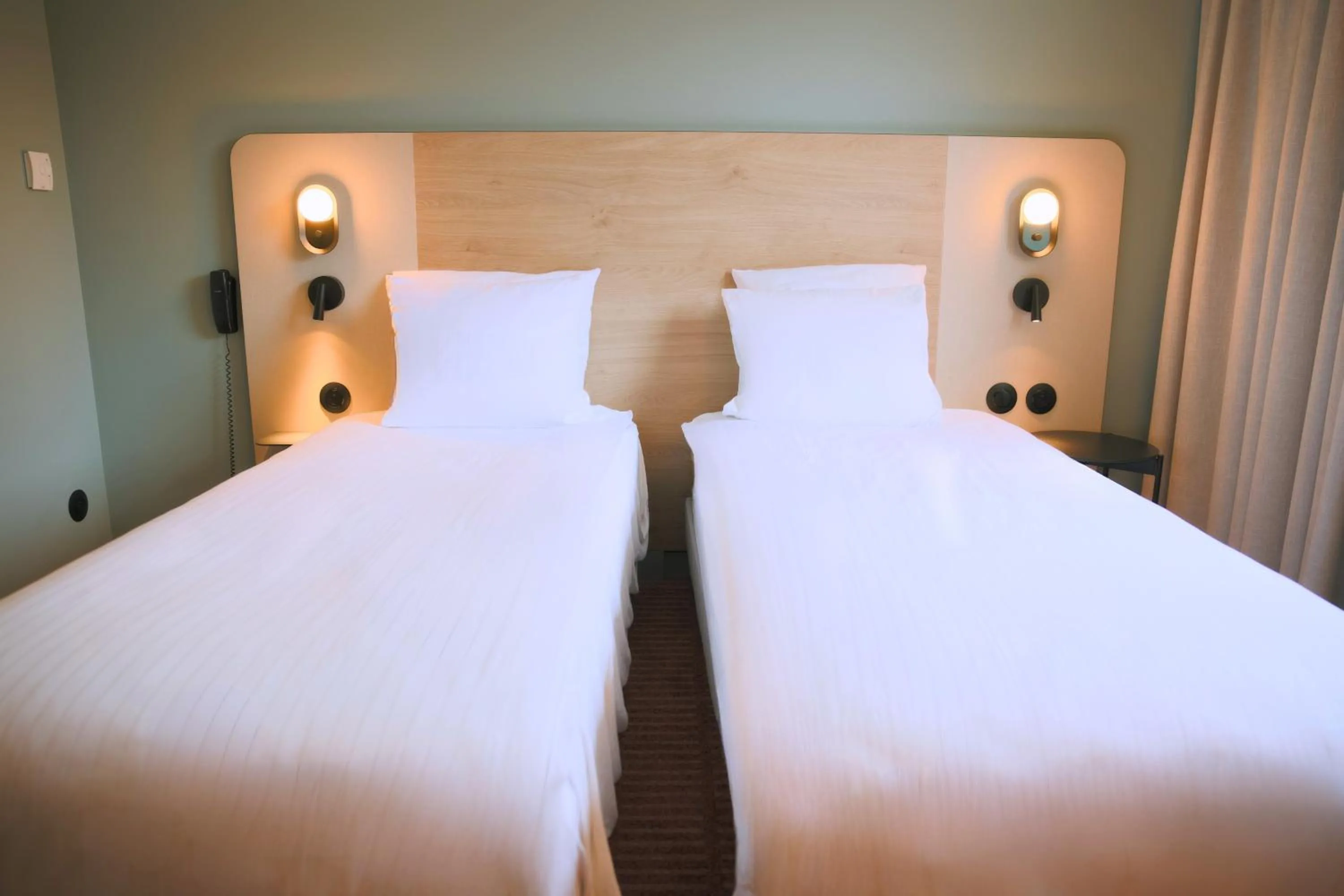 Twin Room in Logis Hotel L'Ours de Mutzig