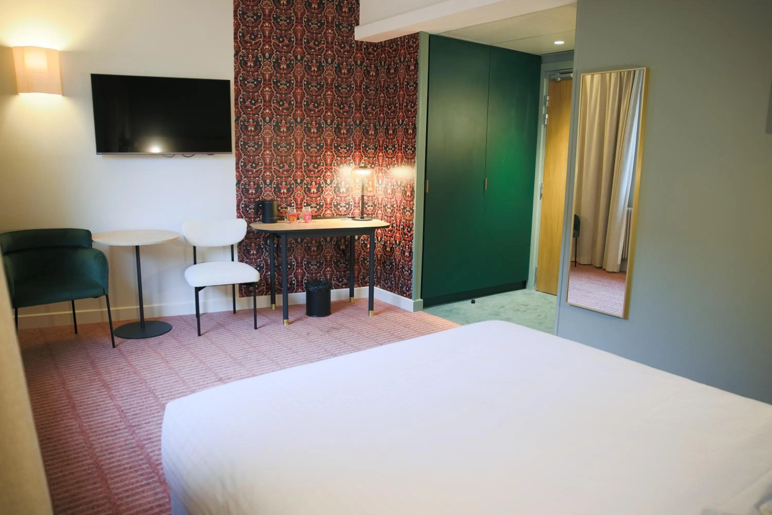 Classic Double Room in Logis Hotel L'Ours de Mutzig