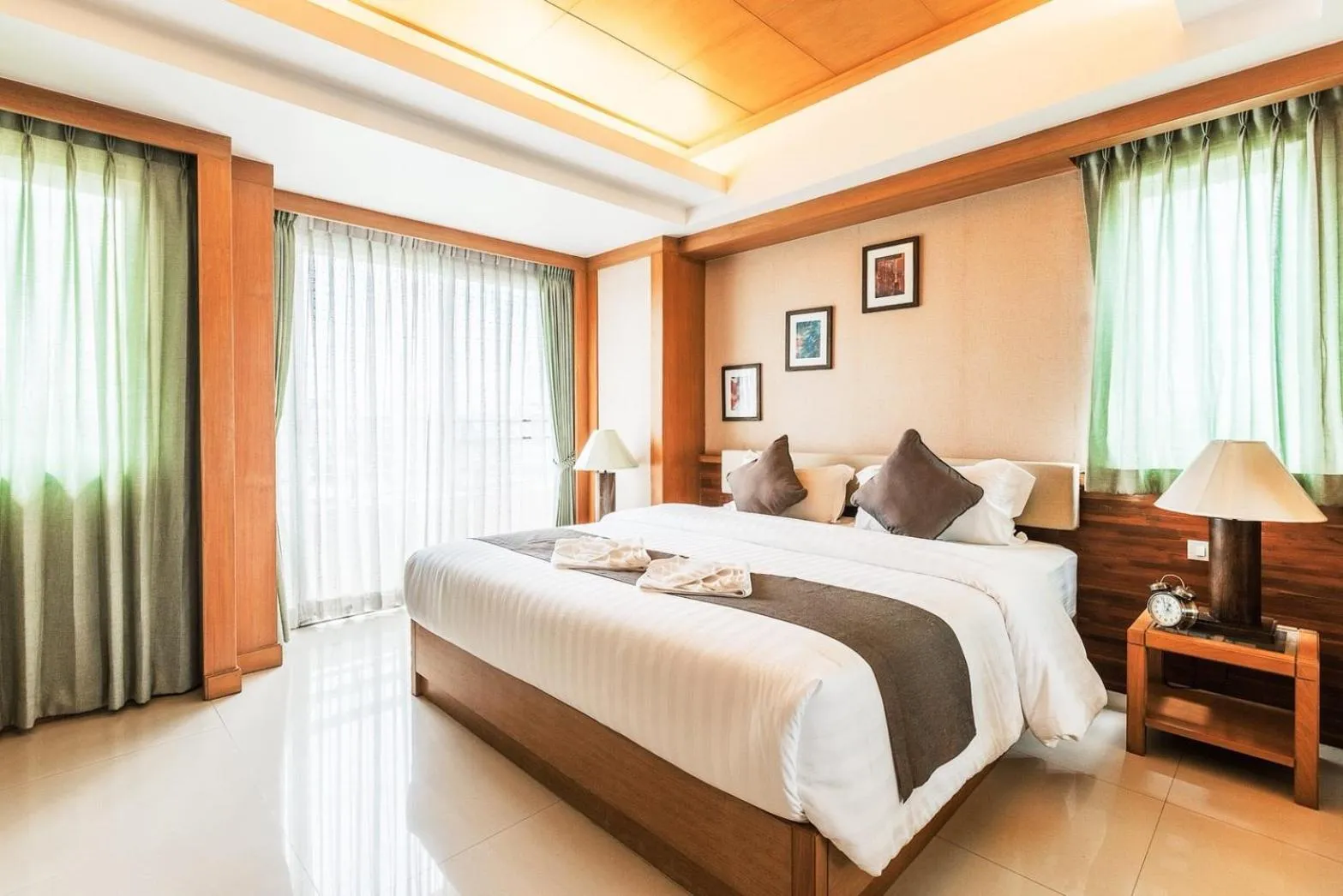 Deluxe King Room in Green Residence Ayutthaya - SHA Certified