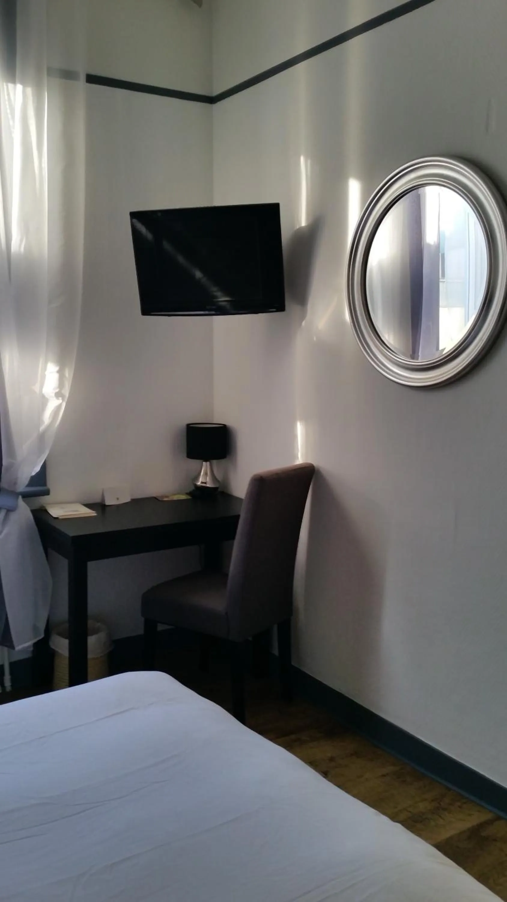 Double Room in Logis Hôtel & Restaurant "Au Gré du Vent"