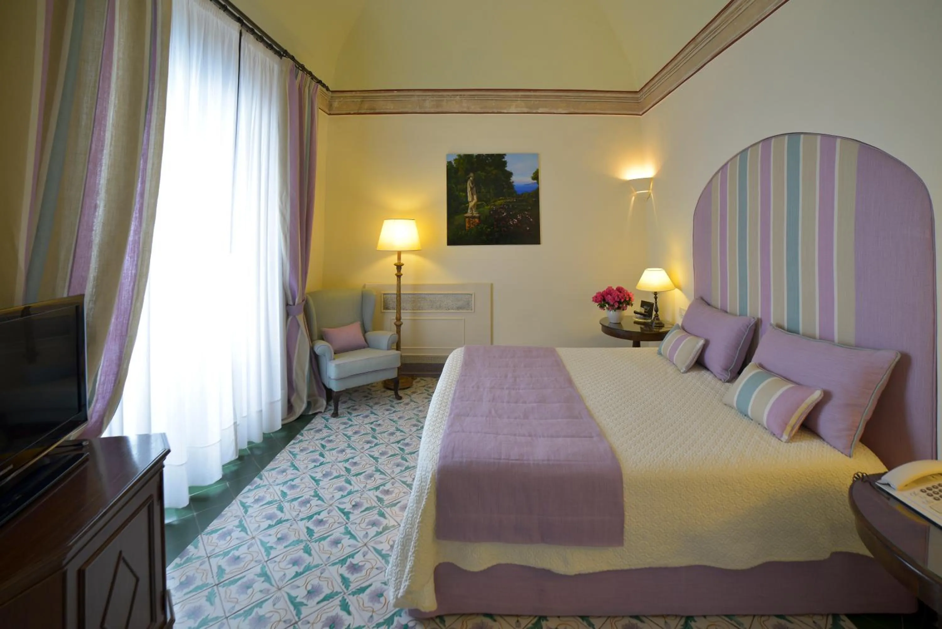 Junior Suite with Sea View in Hotel Villa Cimbrone