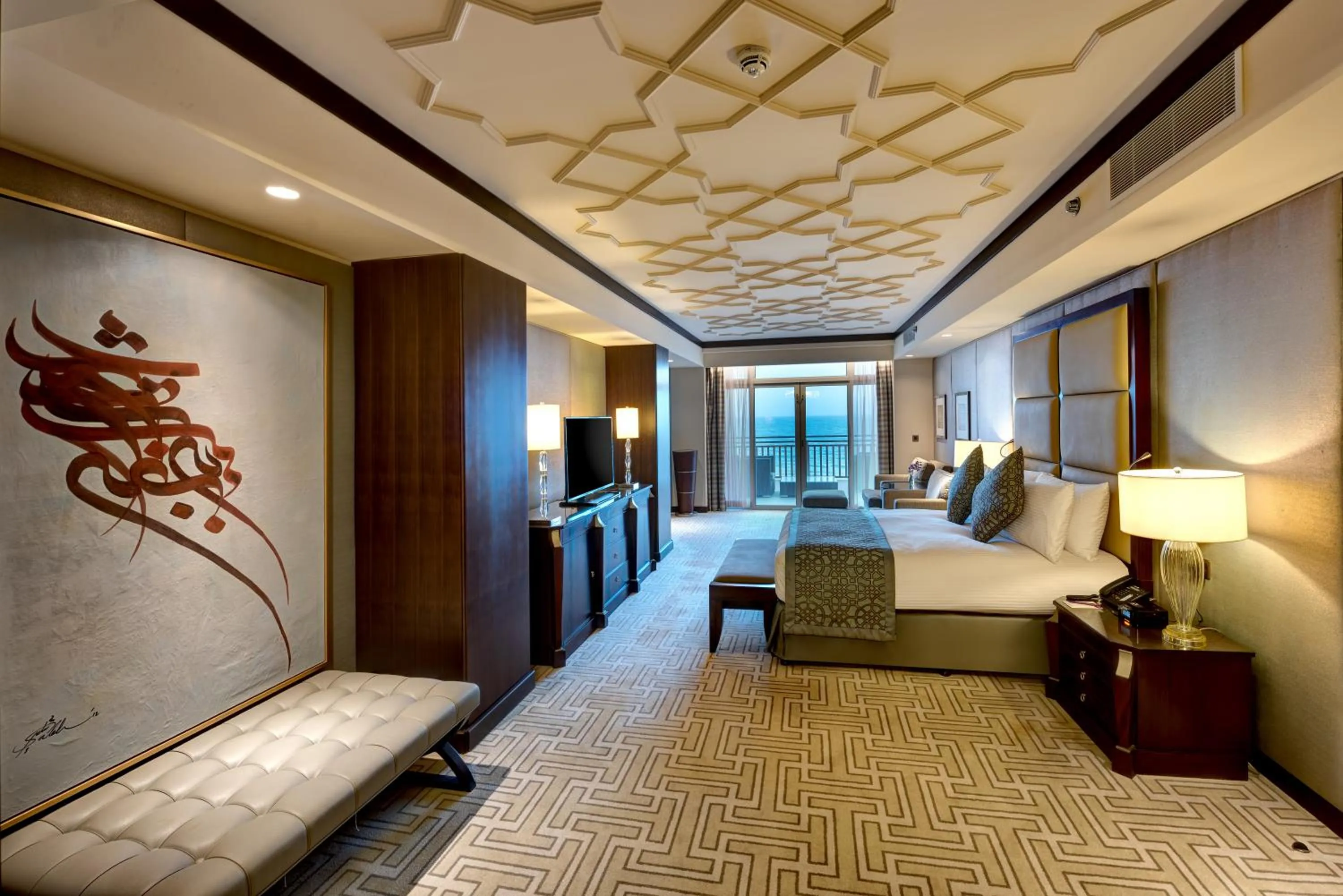 King Room with Pool And Sea View in Crowne Plaza Duqm by IHG