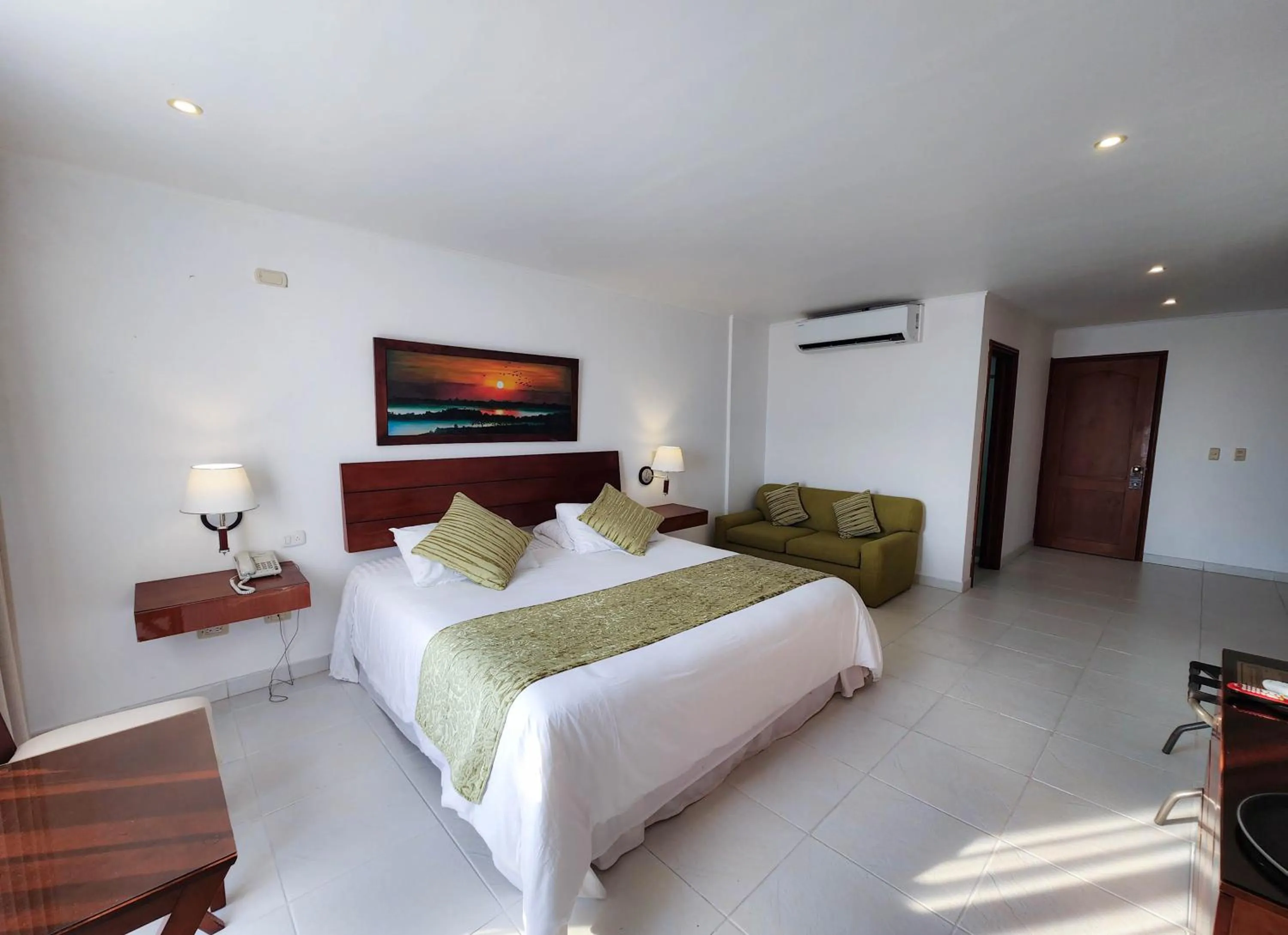 Deluxe King Suite in Hotel Anaconda