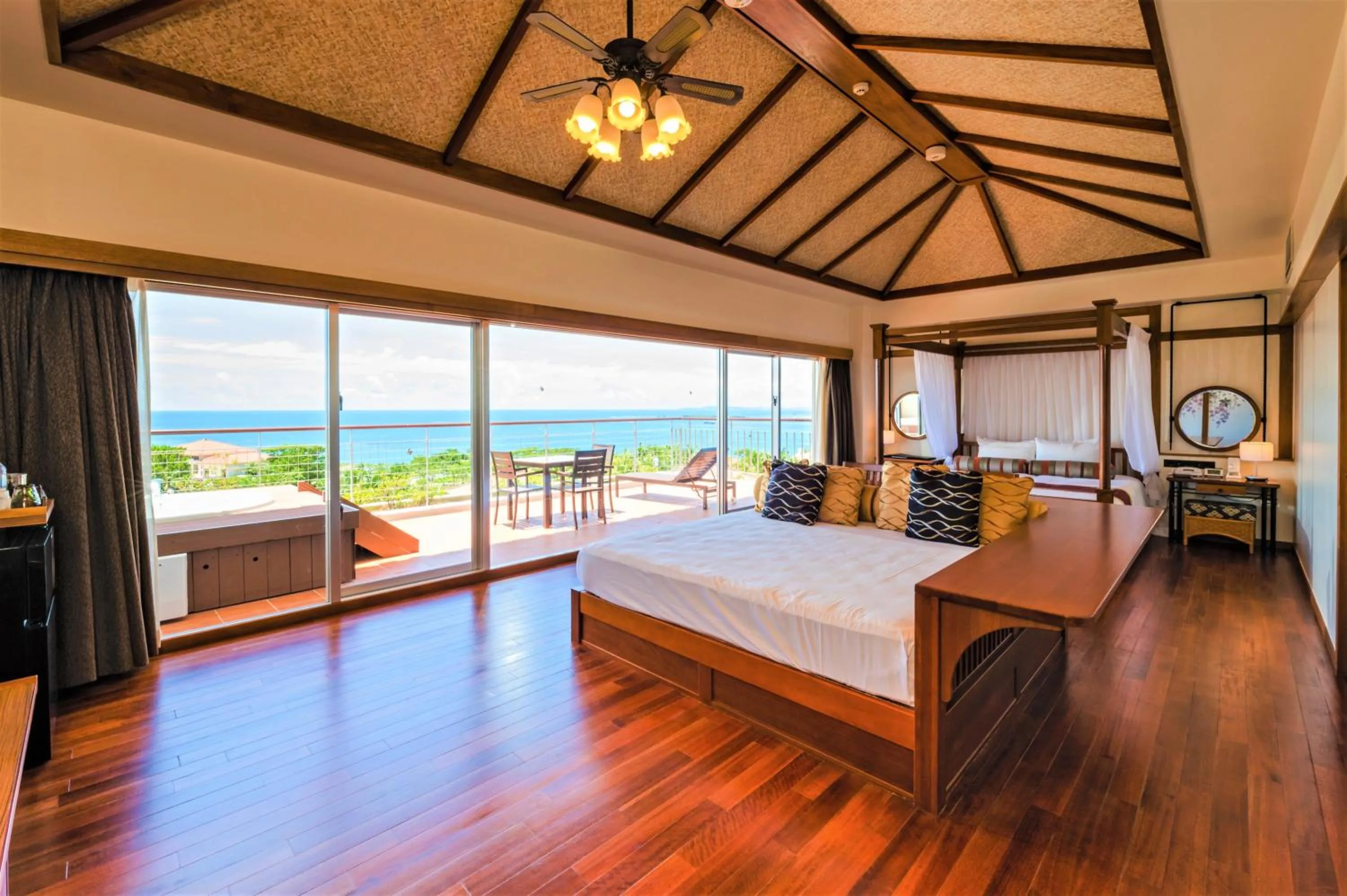 Kanucha Suite Premium Room with Ocean View with Jet bath in Kanucha Bay Hotel & Villas