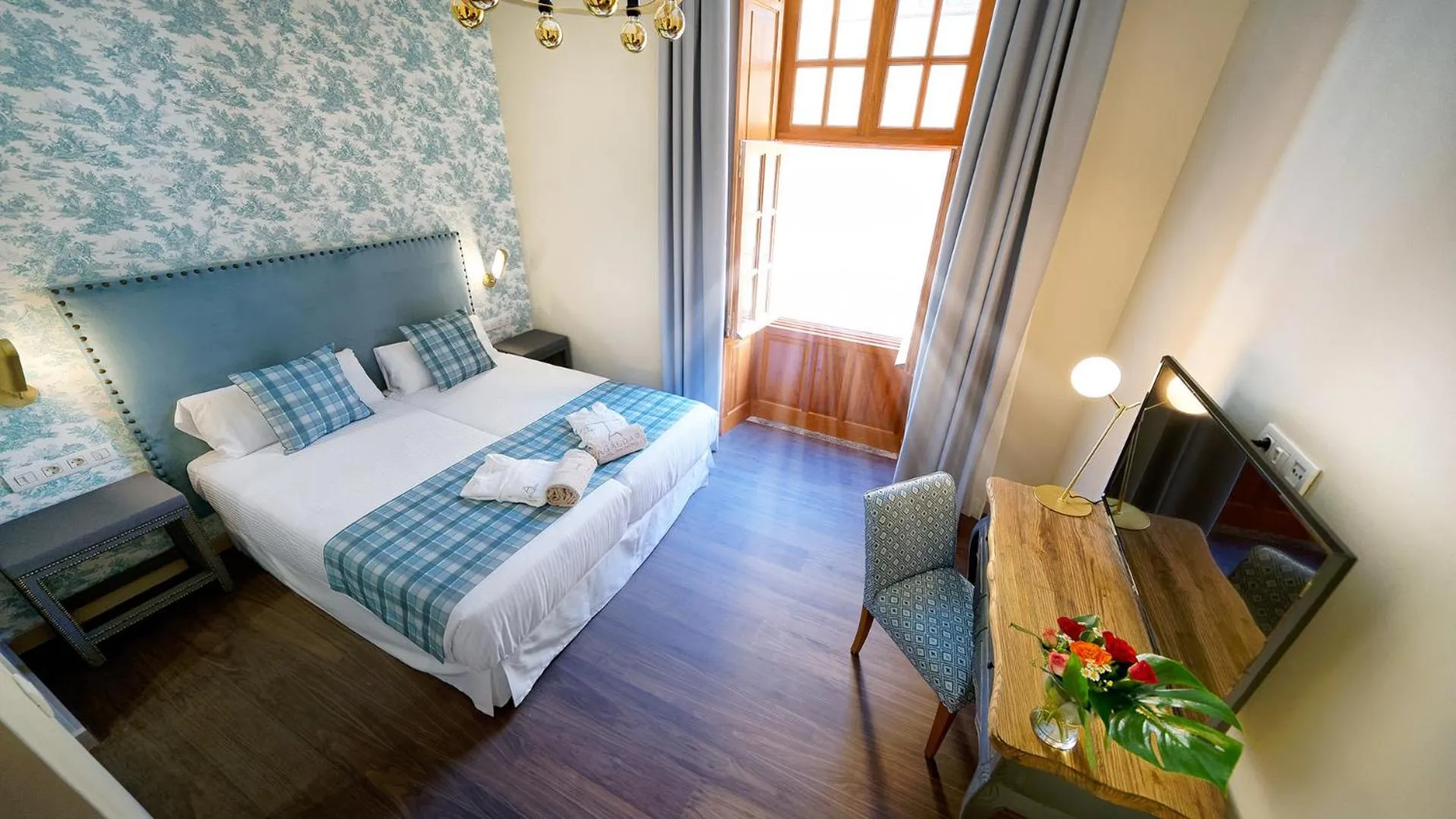 Double or Twin Room with View in Hotel Emblemático Agáldar