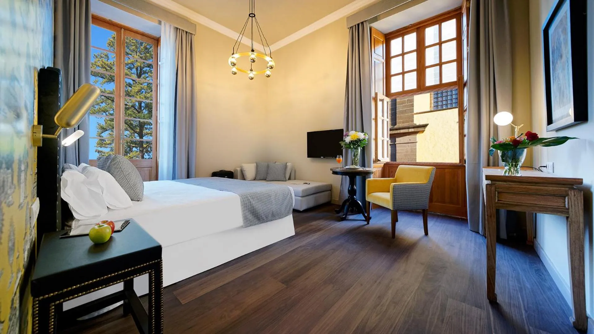 Superior Deluxe Double or Twin Room  in Hotel Emblemático Agáldar