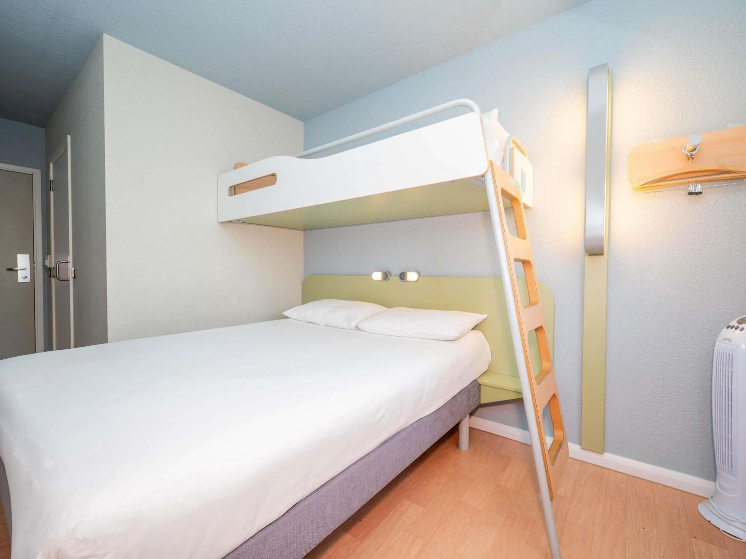 Triple Room in ibis budget London Barking