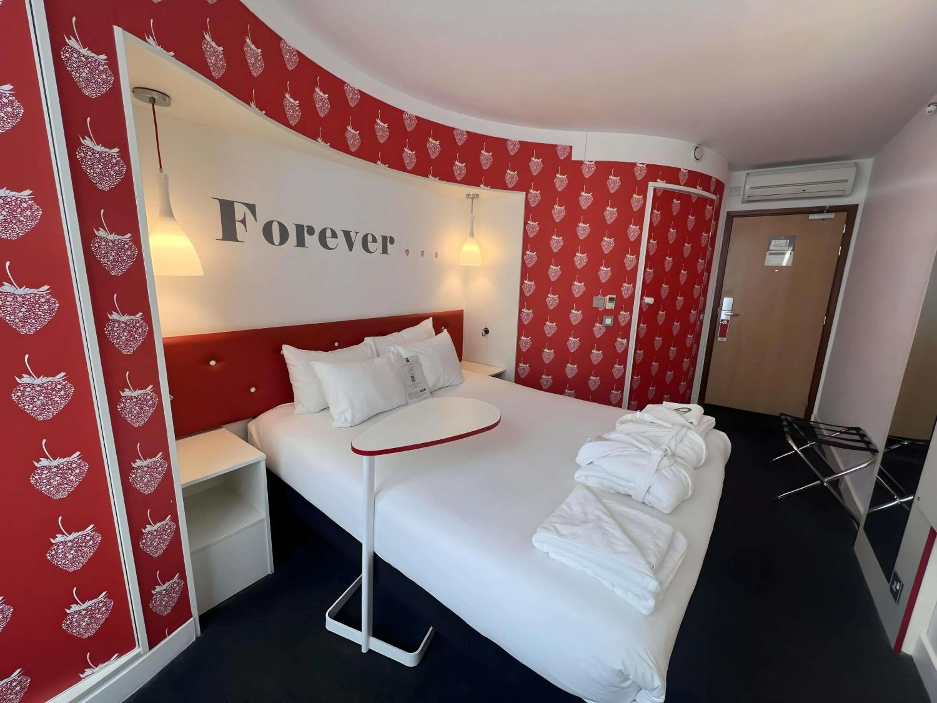 Premium Double Room in Ibis Styles Liverpool Centre Dale Street - Cavern Quarter