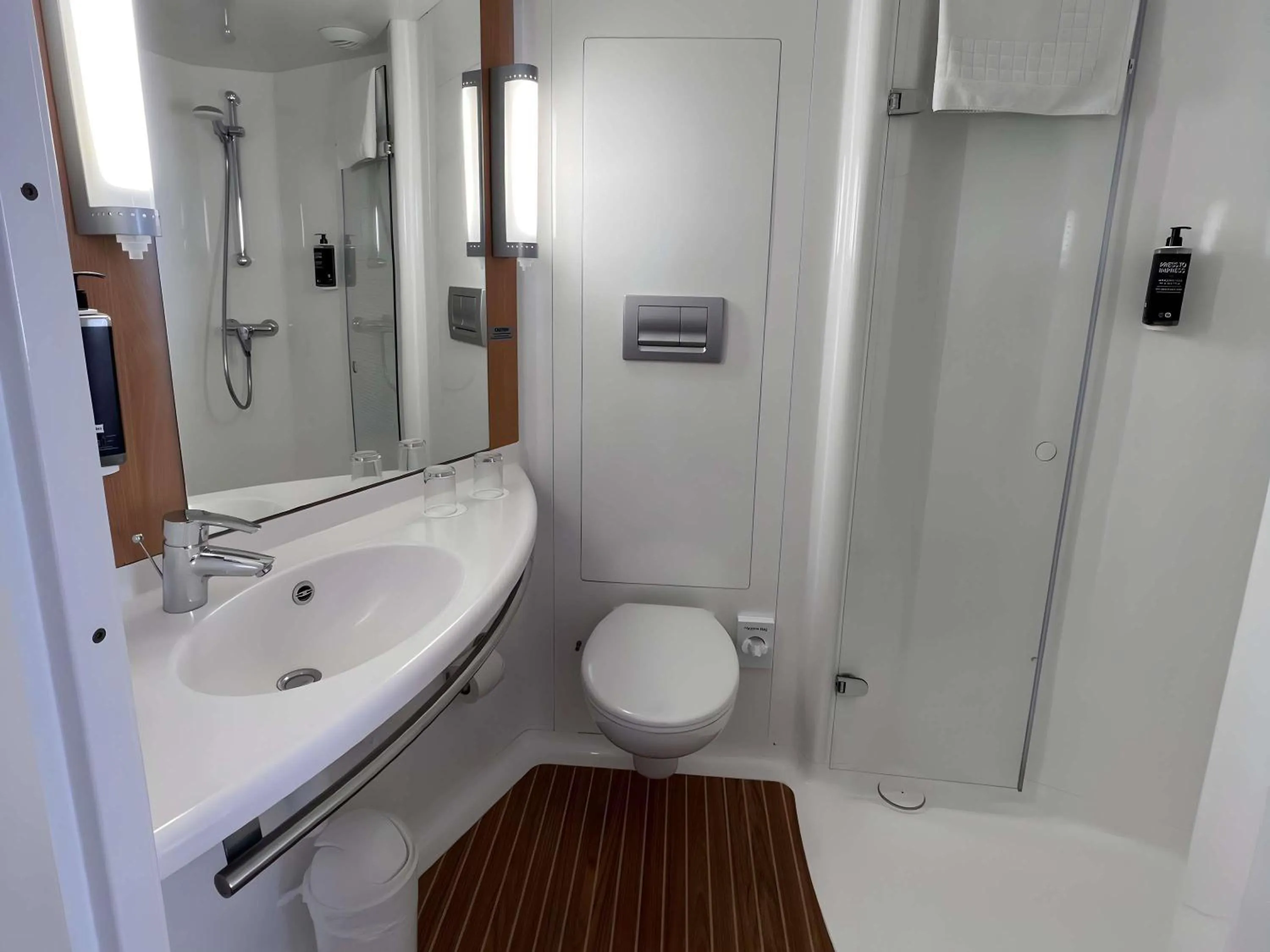 Standard Twin Room in Ibis Styles Liverpool Centre Dale Street - Cavern Quarter