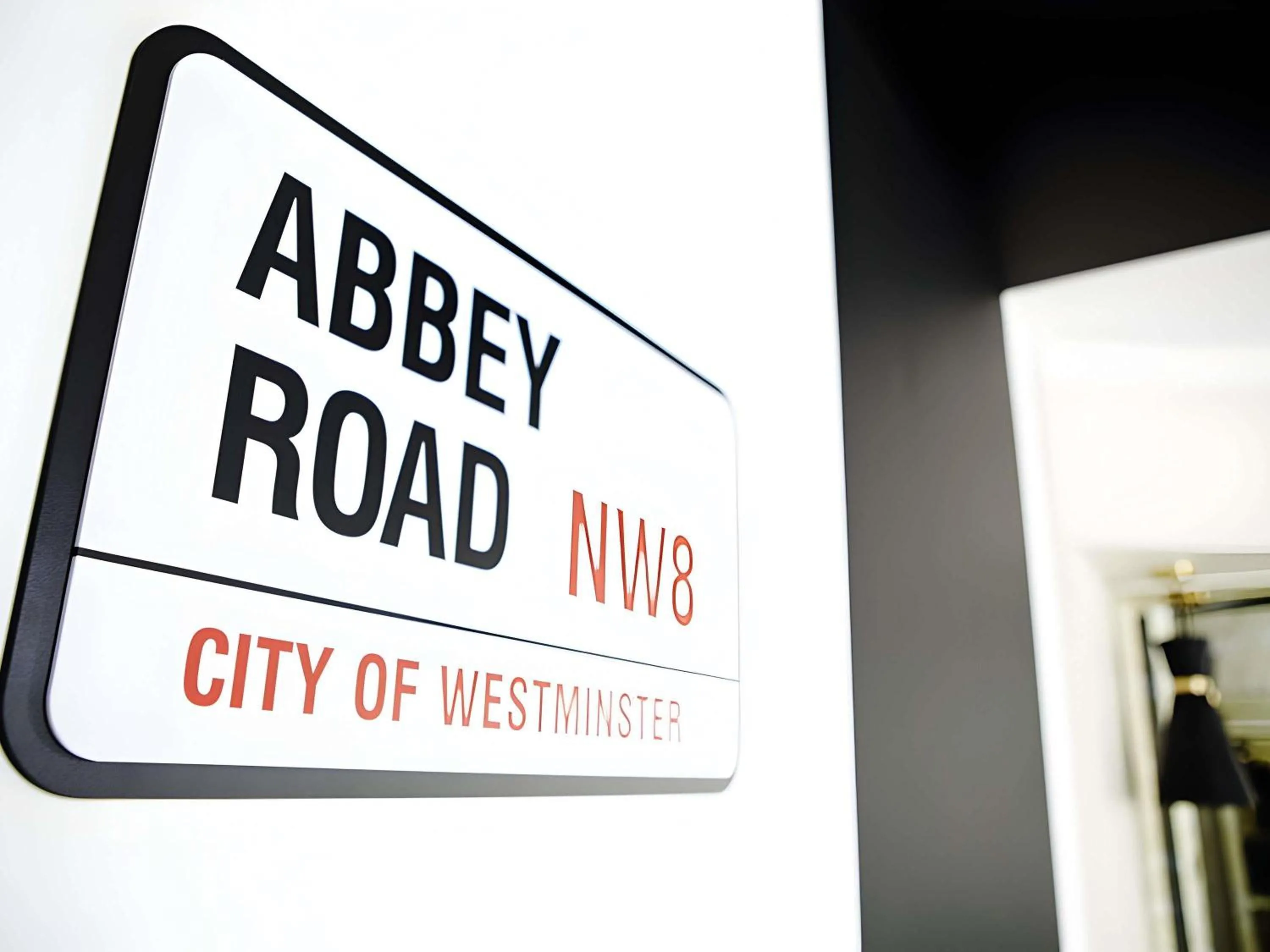 Accessible Standard Twin Room in Ibis Styles Liverpool Centre Dale Street - Cavern Quarter