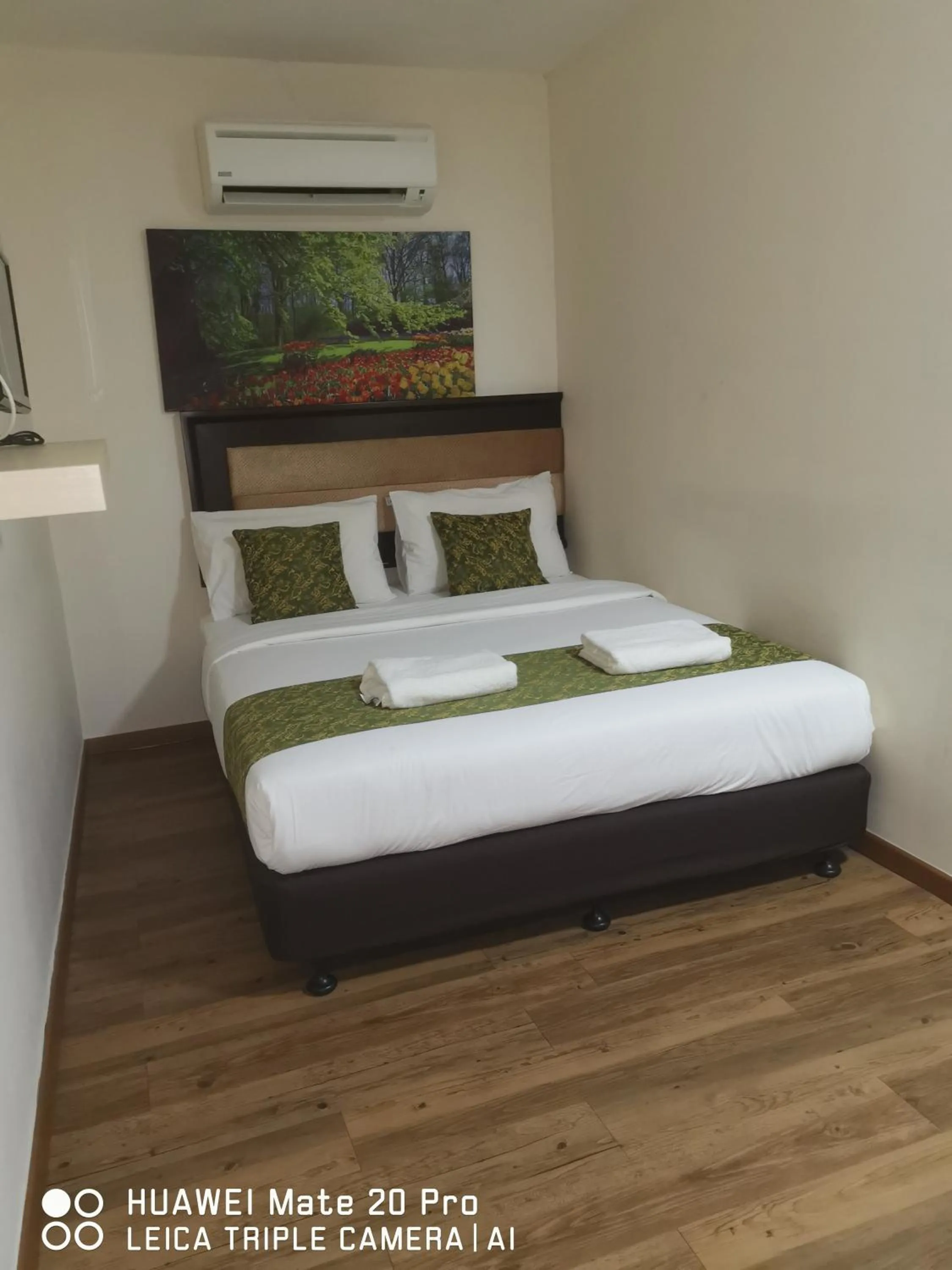 Budget Double Room in Yeob Bay hotel Ampang