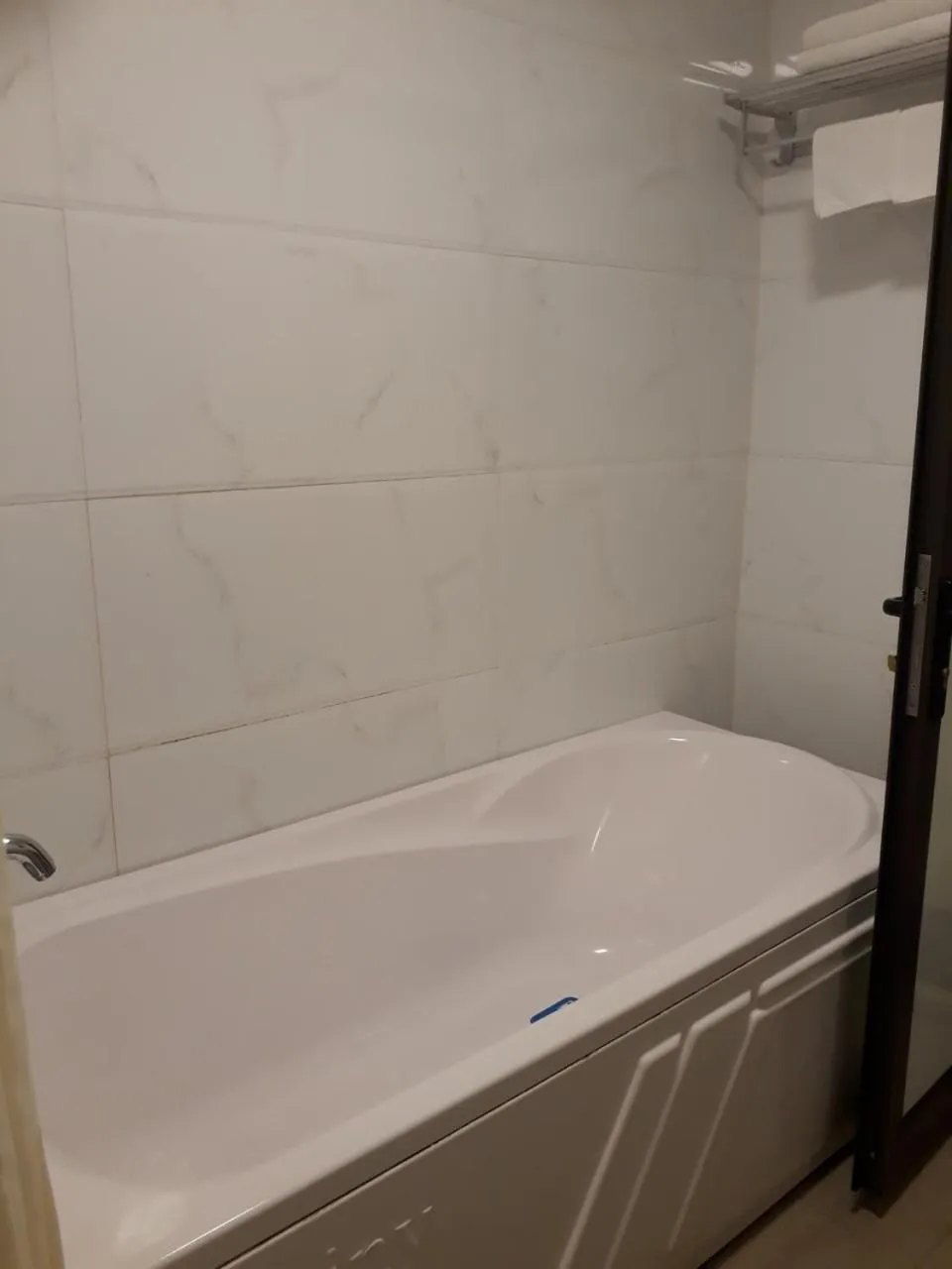 Quadruple Room with Bath in Anova 2 Hotel