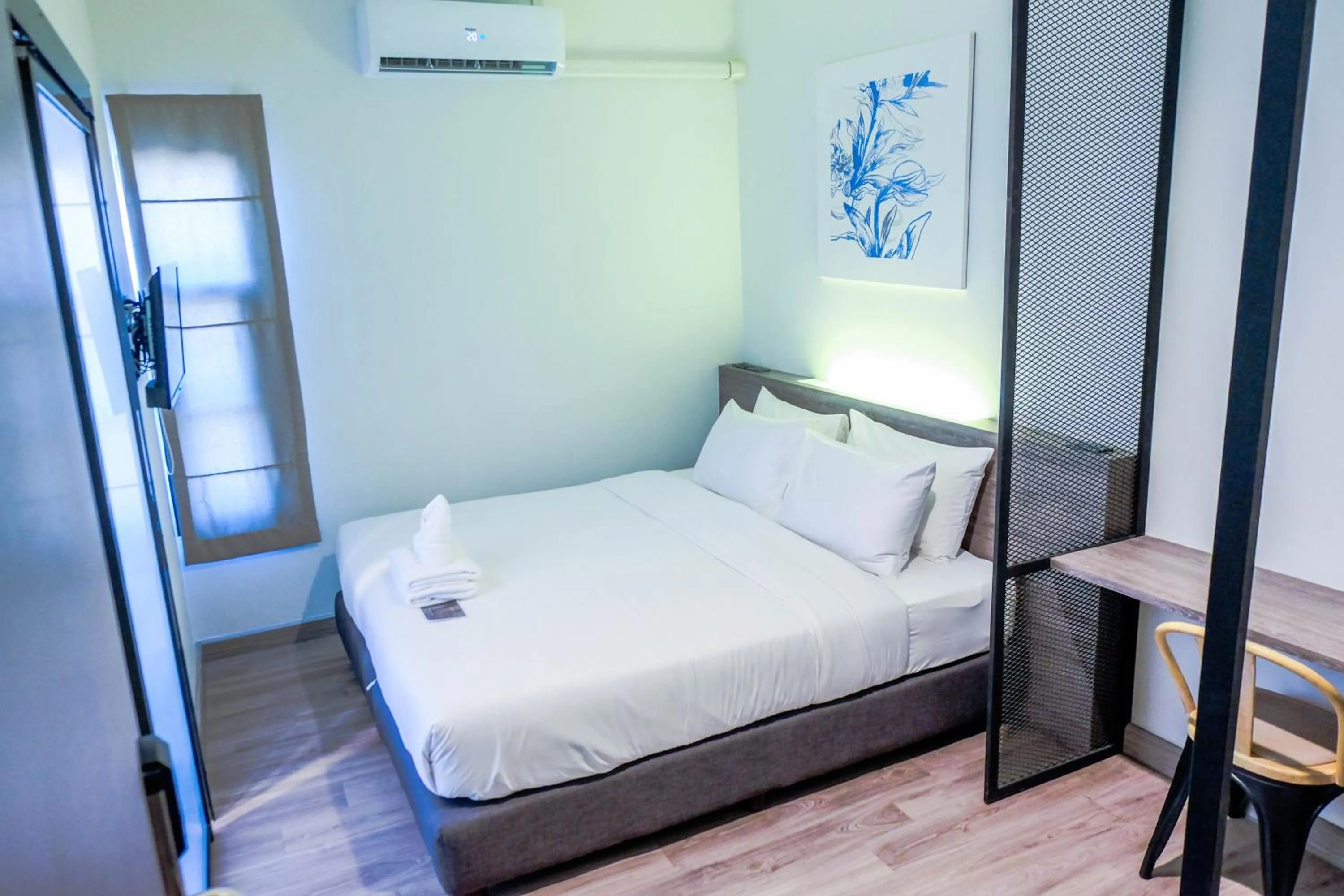 Superior Queen Room in The Locals Chiang Mai