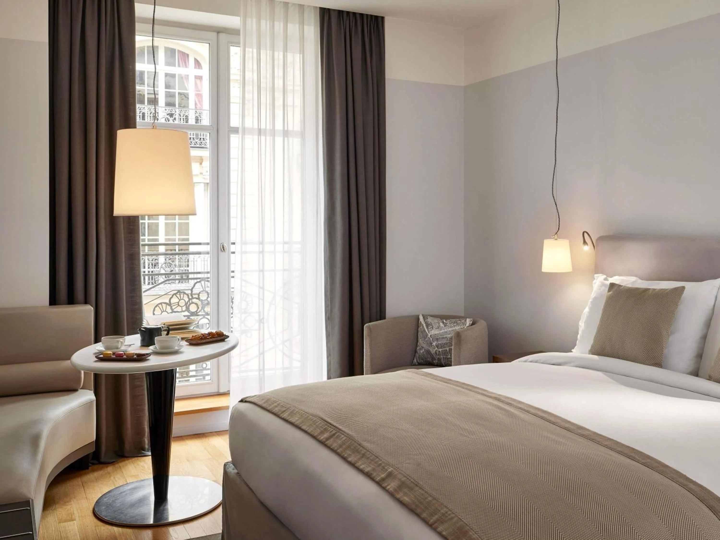 Luxury Room in Sofitel Paris Arc De Triomphe