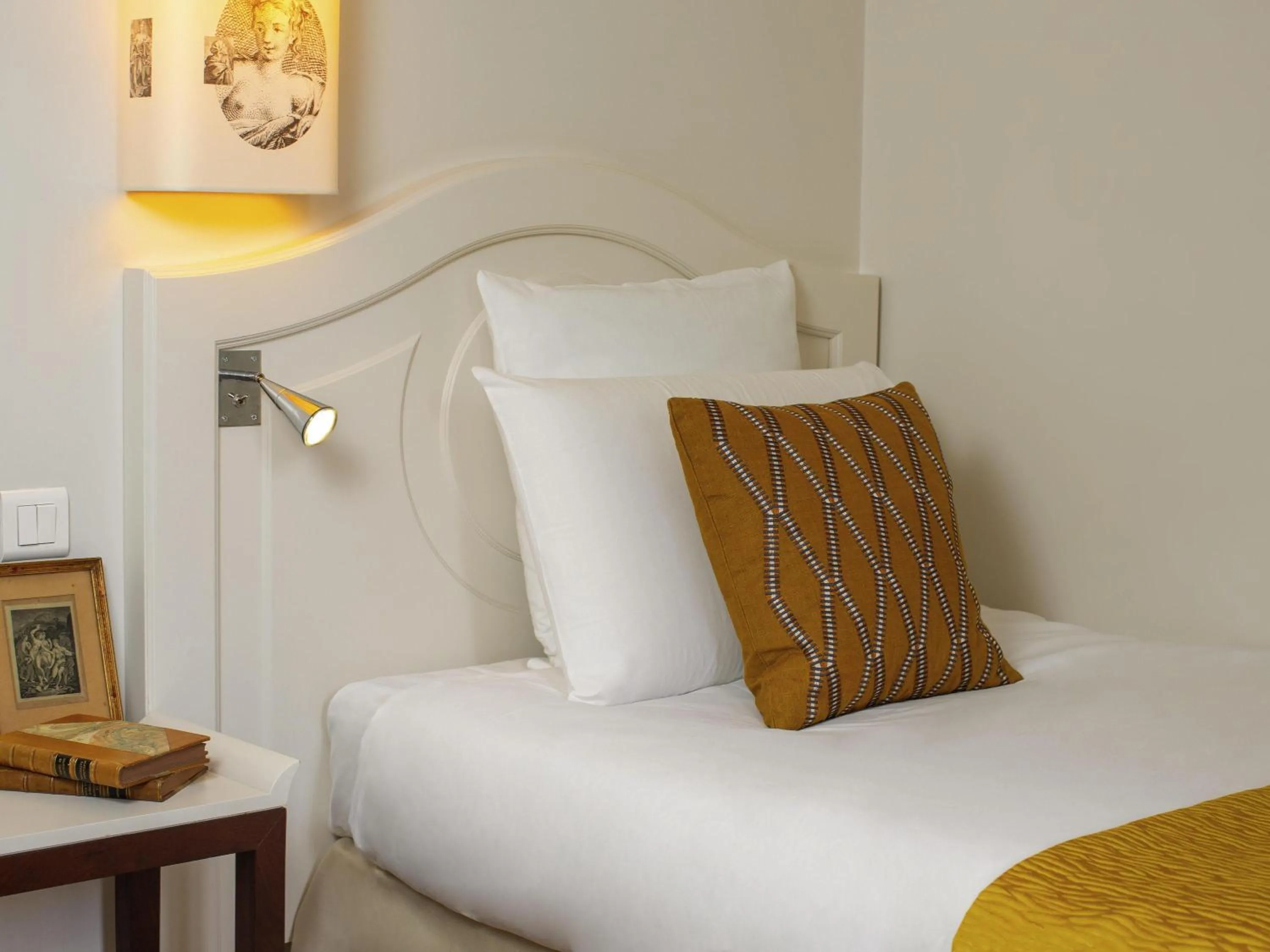 Standard Single Room in Mercure Rambouillet Relays Du Château