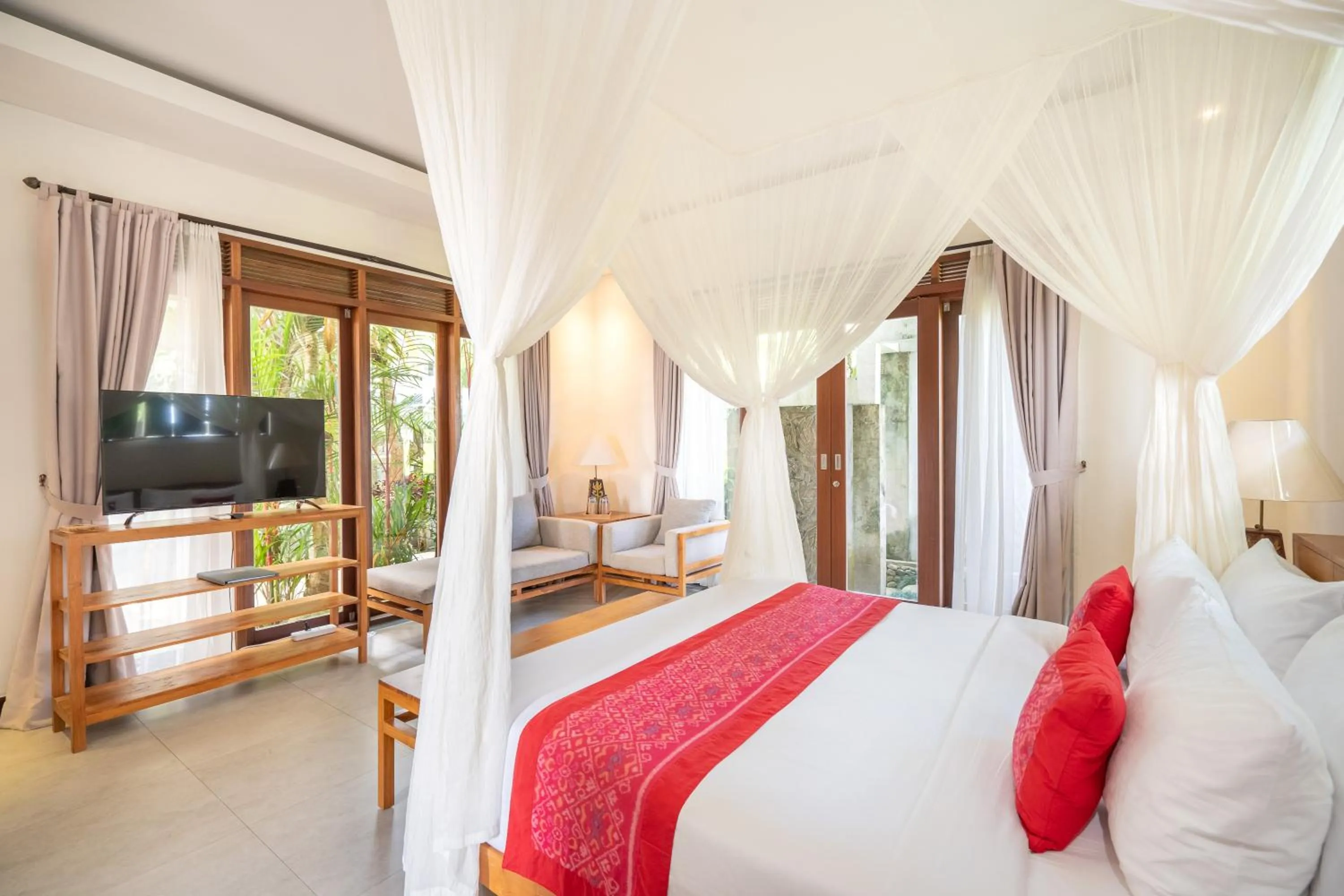 One-Bedroom Shared Pool in Prabhu Ubud Villa