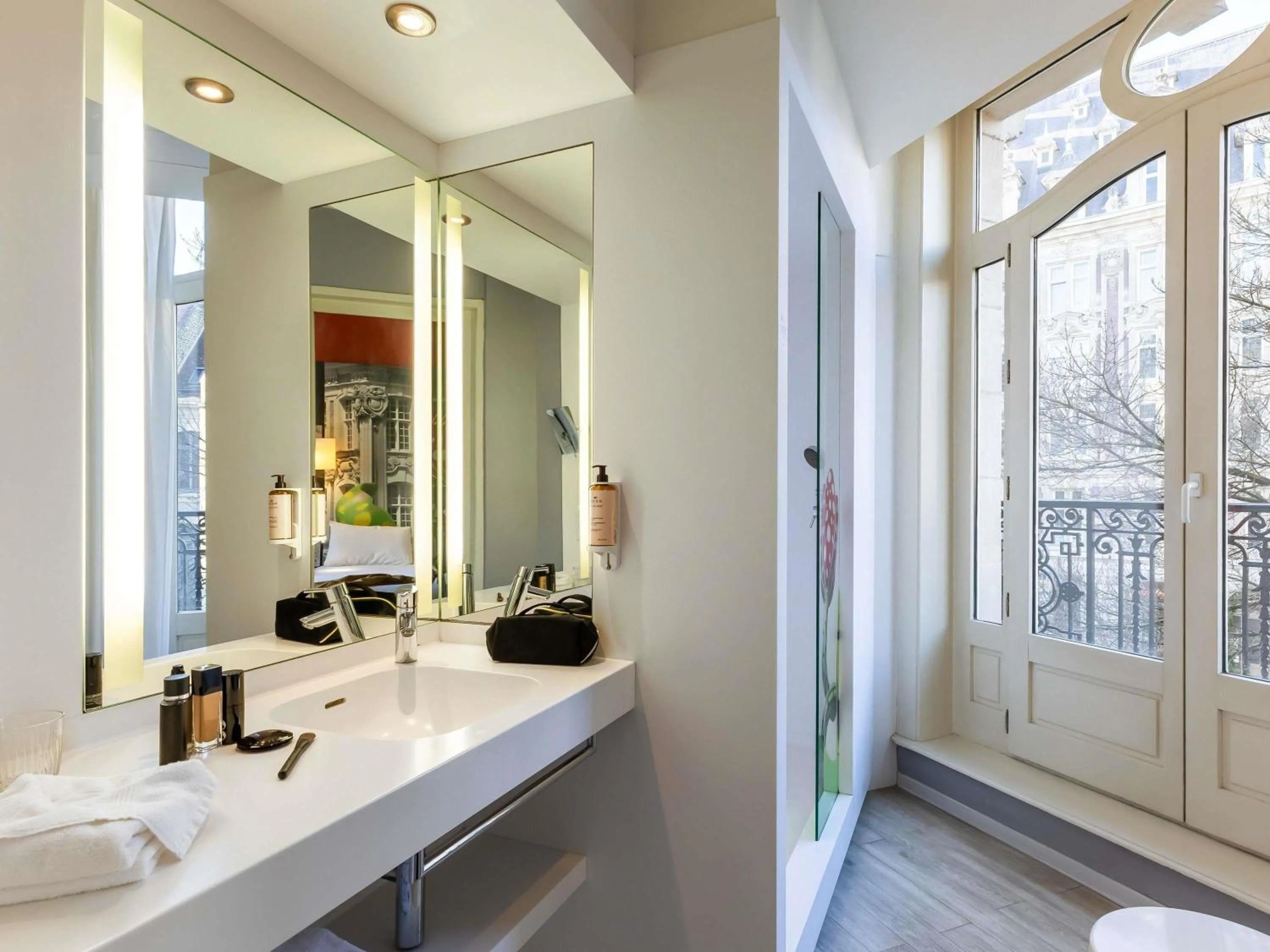 Junior Suite with Sofa Bed in Mercure Lille Centre Grand Place